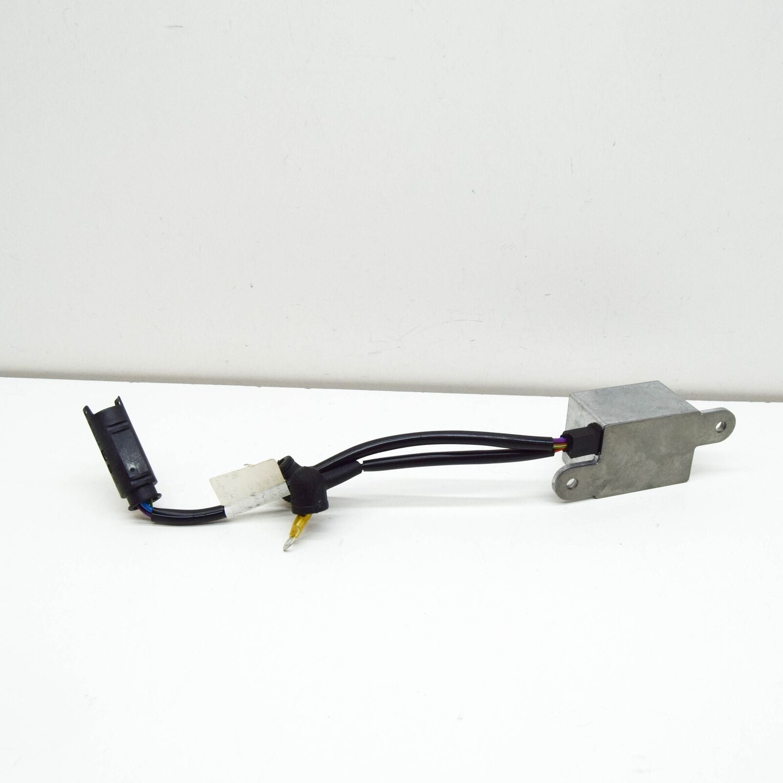 NEW MERCEDES-BENZ SL AMG R230 FUEL PUMP CONTROL UNIT A0025408945 ORIGINAL