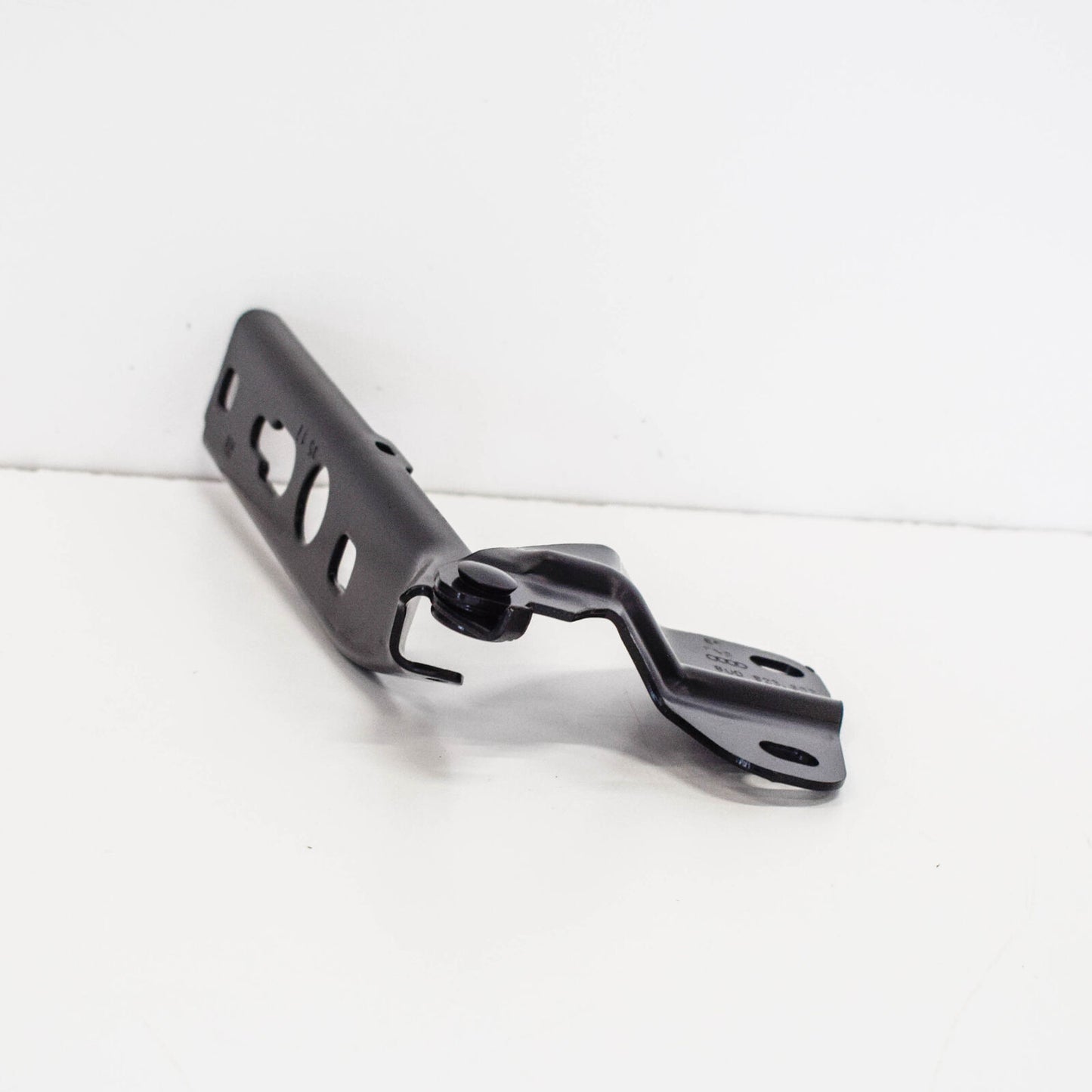 NEW AUDI Q3 8U FRONT RIGHT HOOD HINGE 8U0823302 2015 ORIGINAL