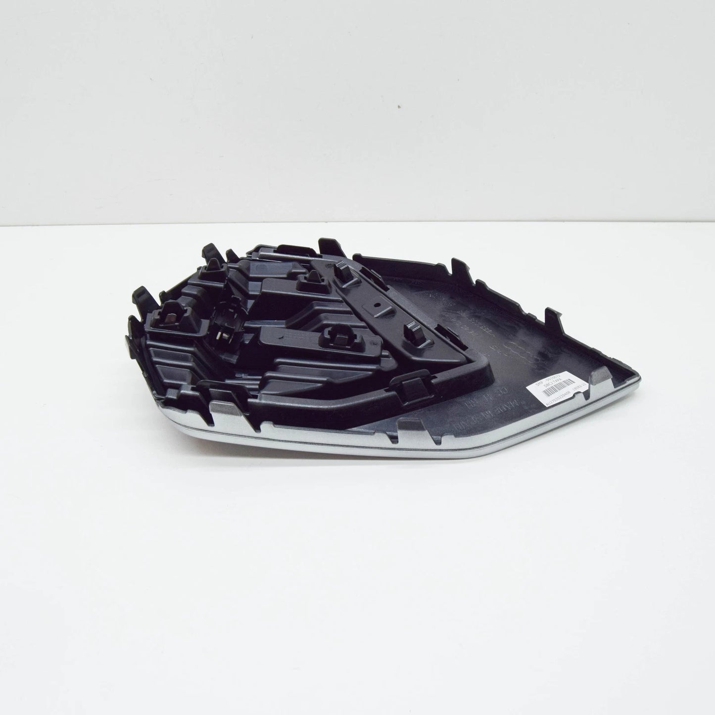 NEW AUDI A1 SPORTBACK GBA REAR BUMPER RIGHT GRILLE 82A807672E16P ORIGINAL