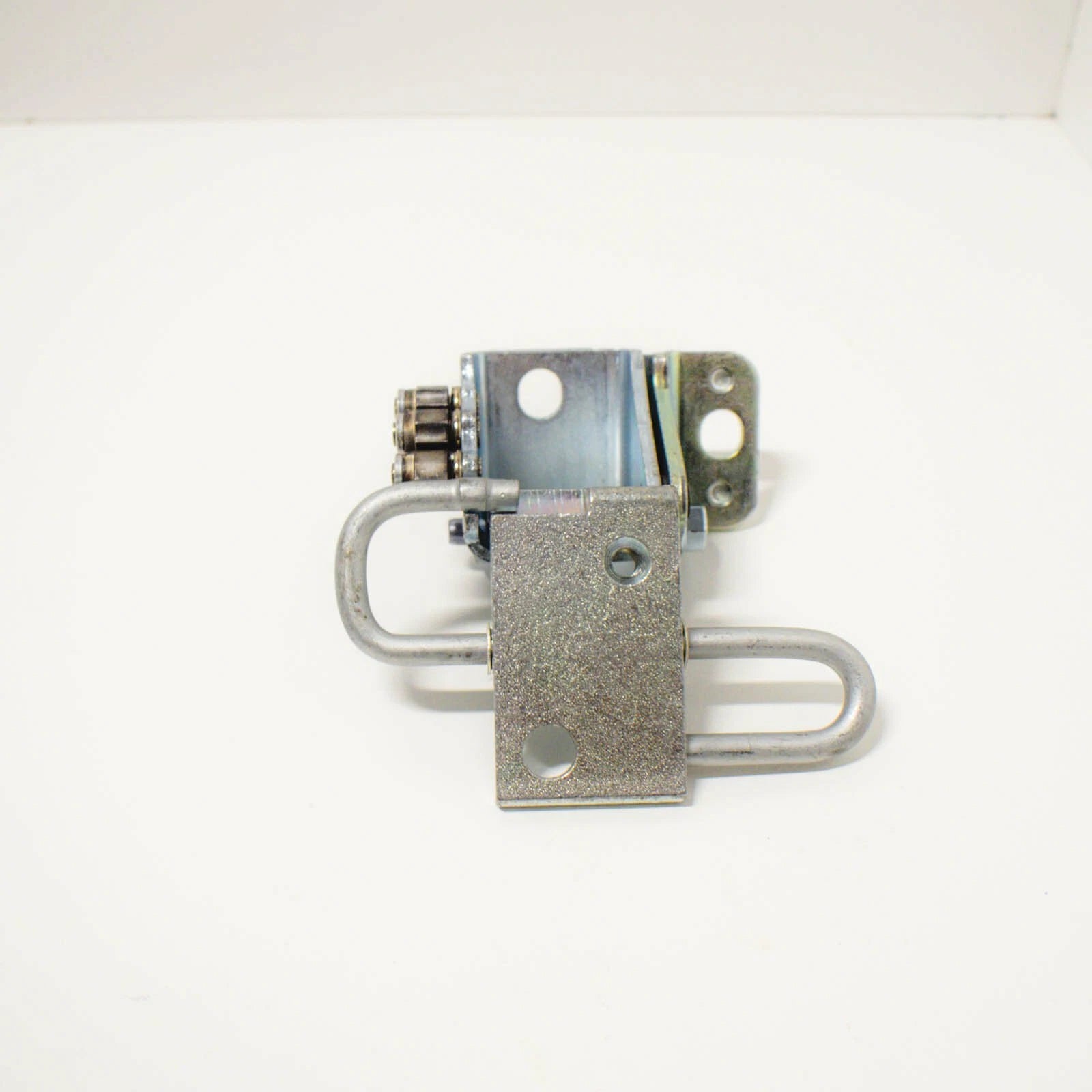 NEW VOLKSWAGEN CC FRONT LEFT DOOR LOWER HINGE 3C8831411C