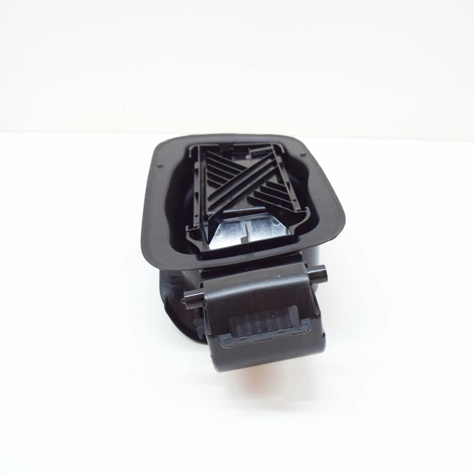 NEW AUDI A3 CONVERTIBLE 8V FUEL FILLER FLAP INSERT 8V7809906B