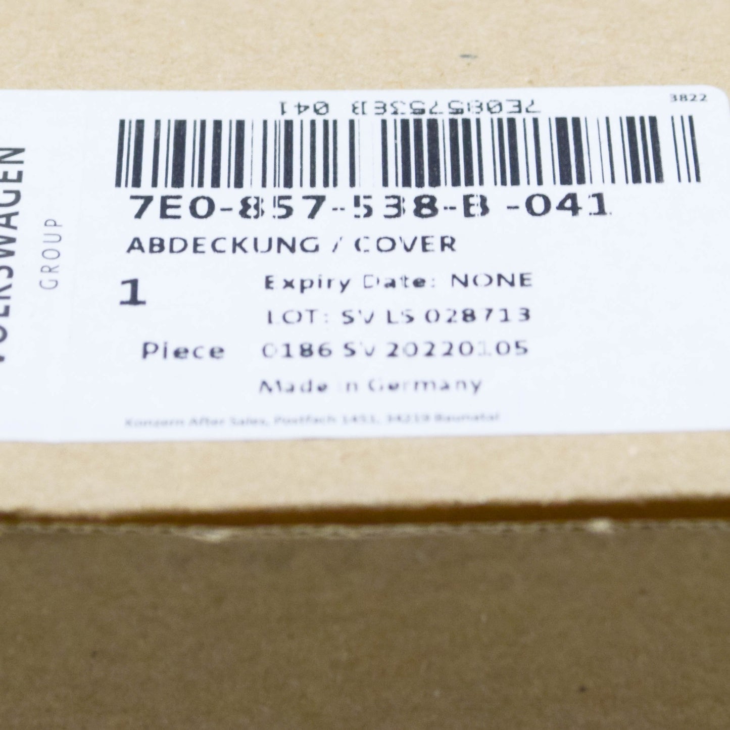 NEW VOLKSWAGEN TRANSPORTER T6 FRONT RIGHT MIRROR TRIM 7E0857538B041 ORIGINAL