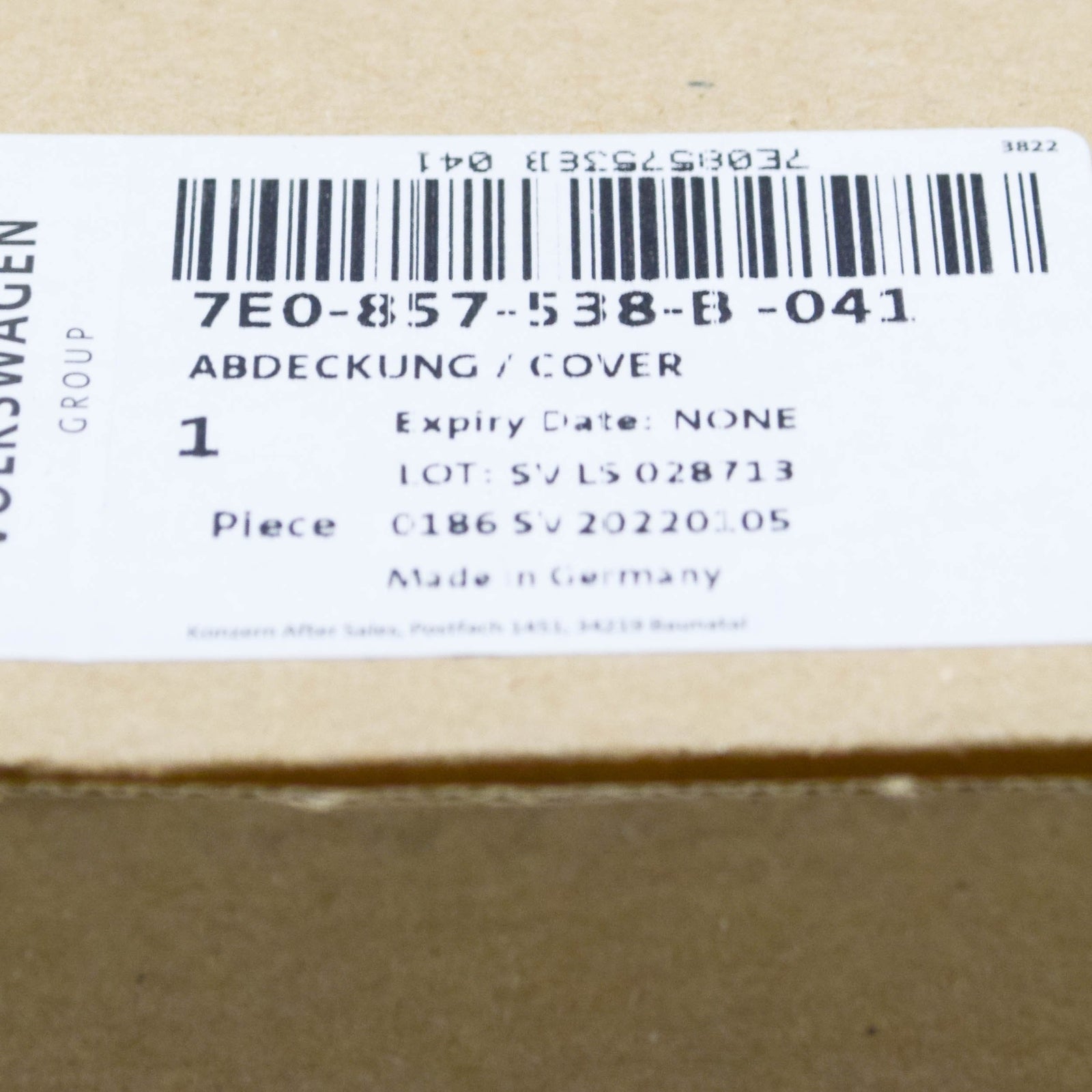 NEW VOLKSWAGEN TRANSPORTER T6 FRONT RIGHT MIRROR TRIM 7E0857538B041 ORIGINAL