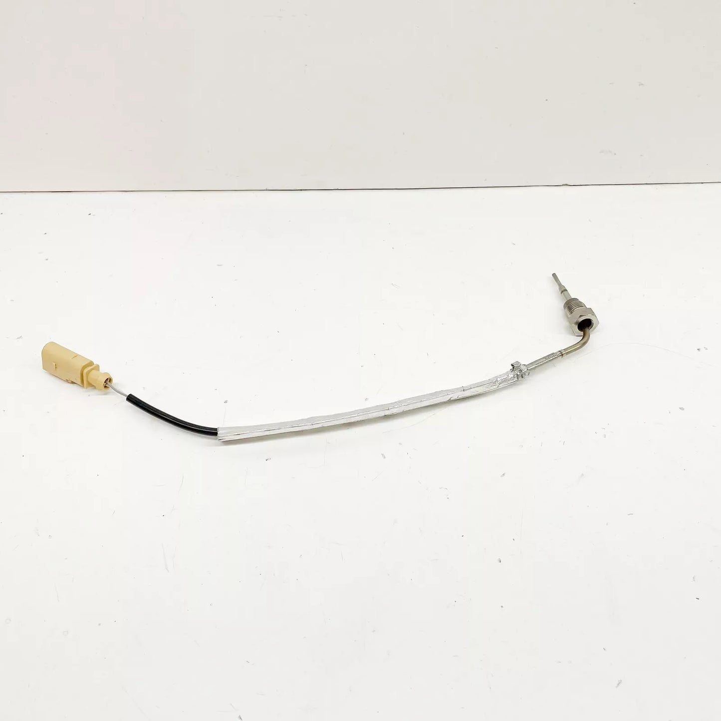 NEW AUDI Q5 8R EXHAUST GAS TEMPERATURE SENSOR 4G0906088AB