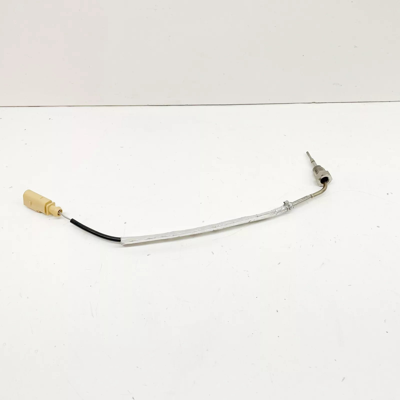 NEW AUDI Q5 8R EXHAUST GAS TEMPERATURE SENSOR 4G0906088AB