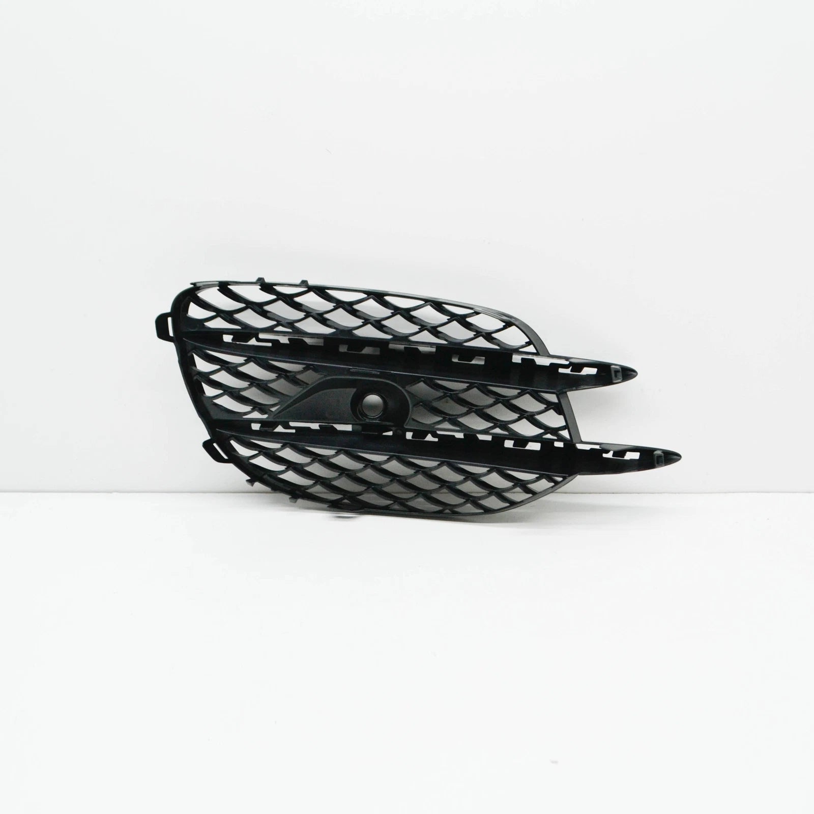 NEW MERCEDES-BENZ S W222 FRONT BUMPER RIGHT GRILLE A2228857300