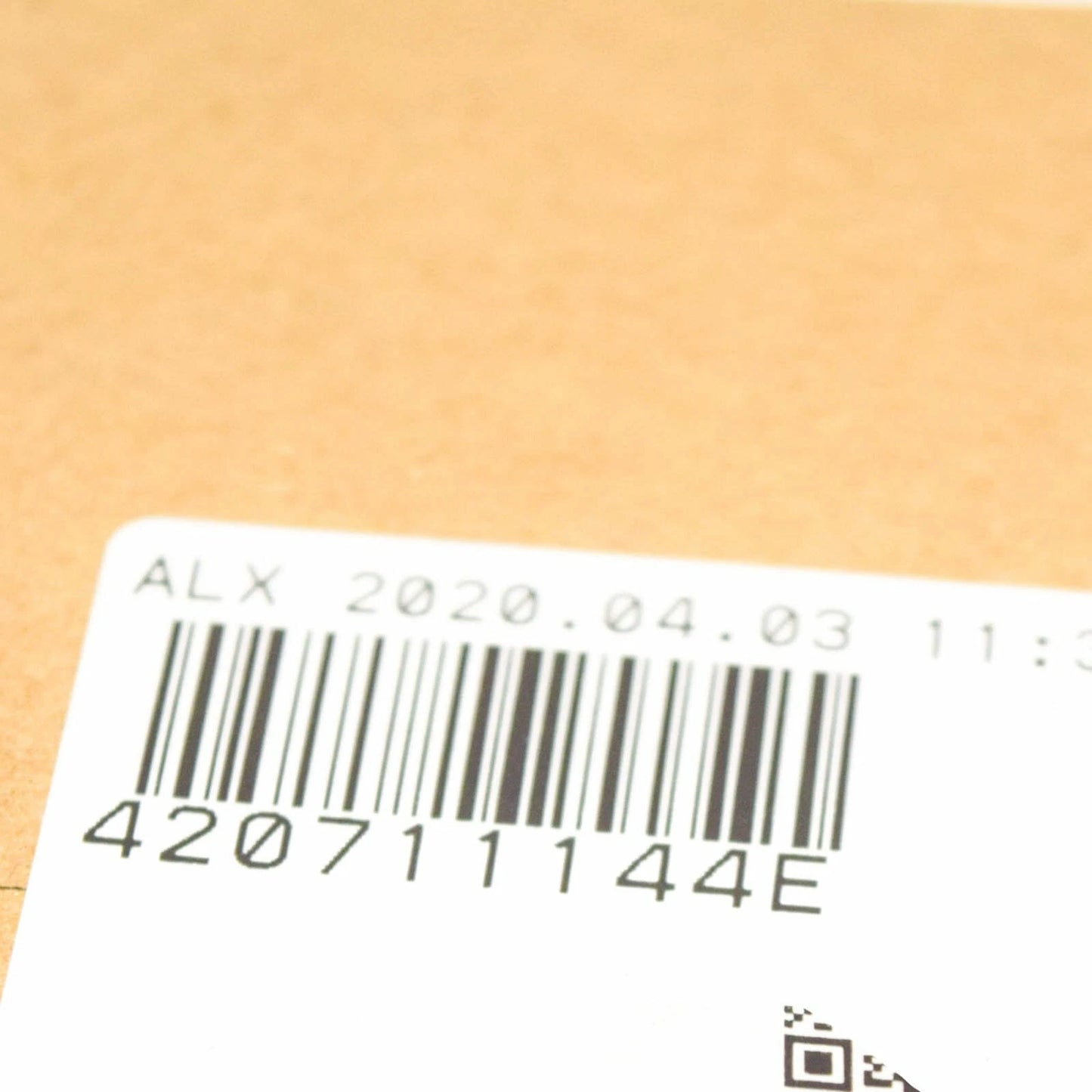 NEW AUDI R8 MK1 TYPE 42 AUTOMATIC GEARSHIFT BADGE 420711144E