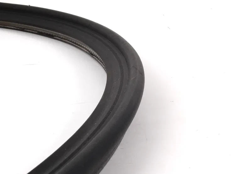 NEW BMW 3 COUPE E30 REAR VENT/QUARTER WINDOW SEALING GASKET 51361904827 ORIGINAL