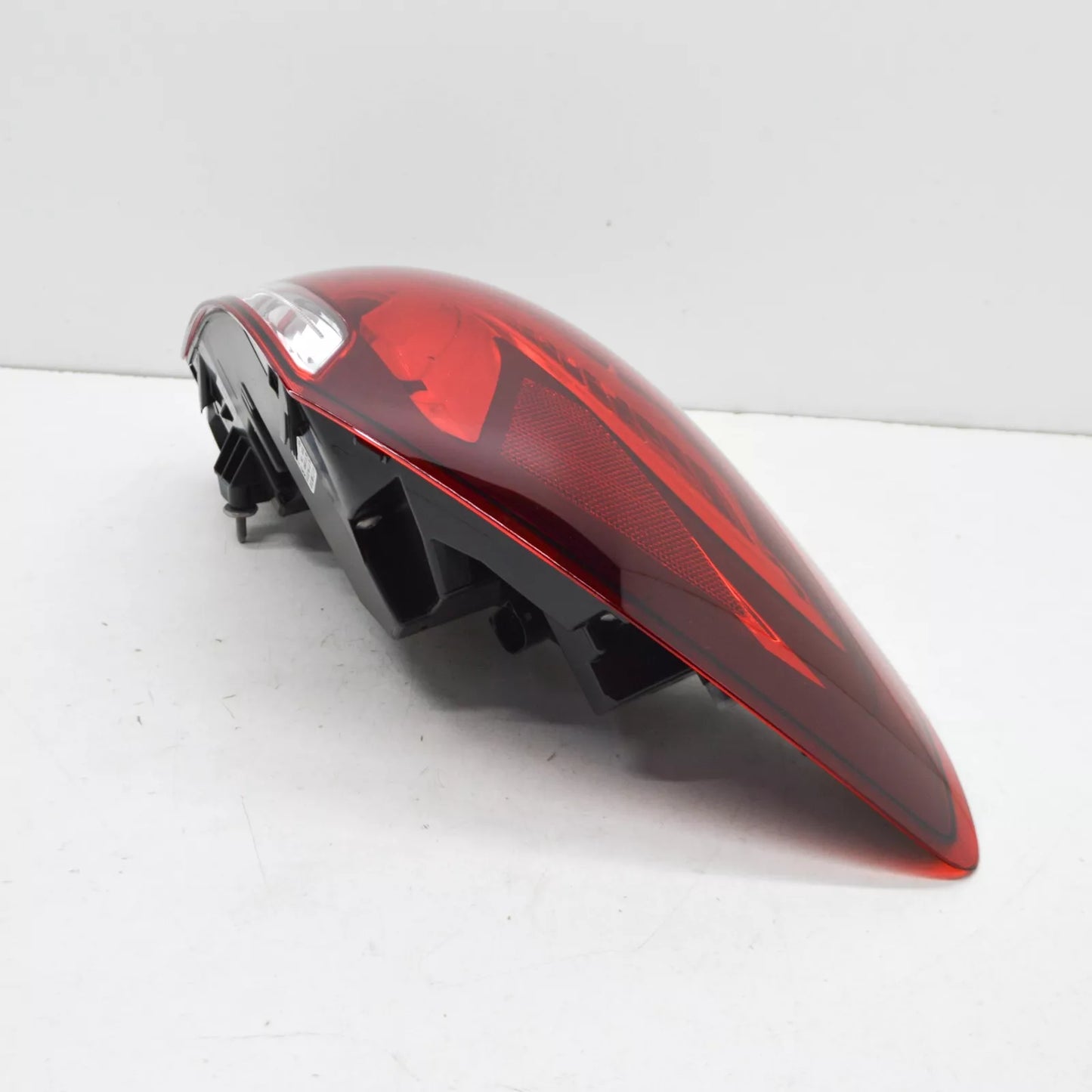 NEW MERCEDES-BENZ A W177 REAR RIGHT TAILLIGHT A1779067000