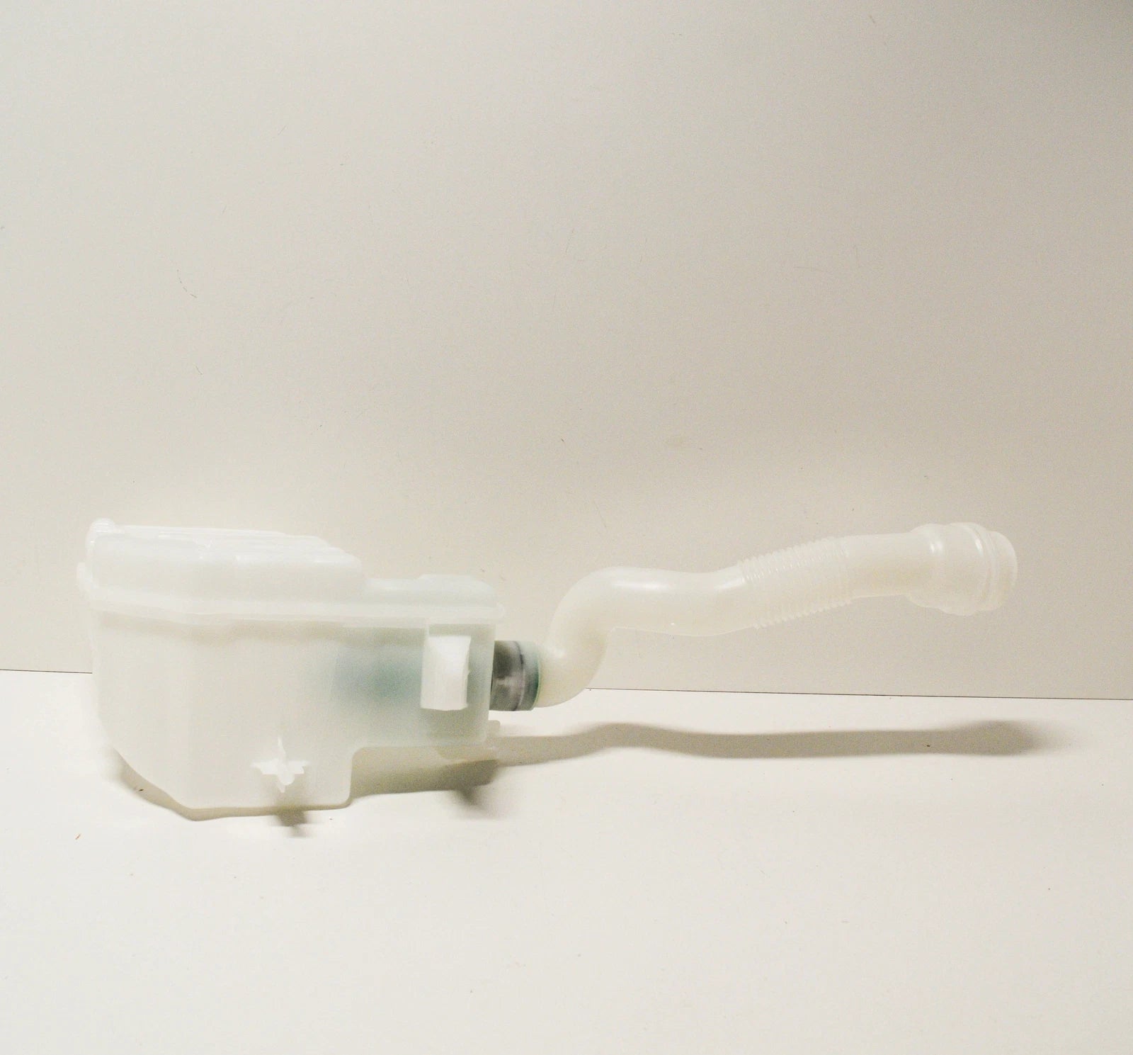 NEW MERCEDES-BENZ GL-CLASS X166 WINDOW WASHER TANK A1668690420