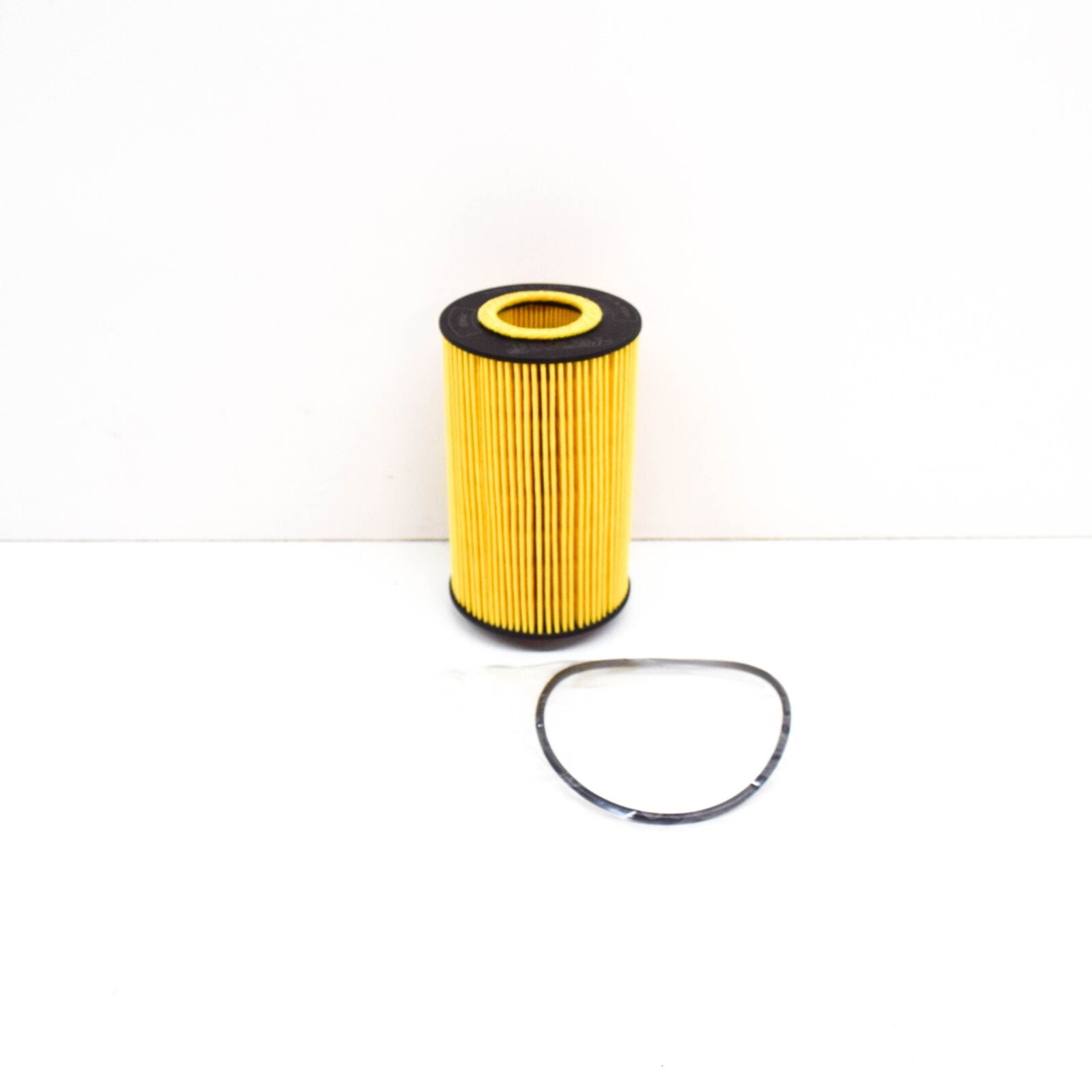 NEW MERCEDES-BENZ E 63 AMG W212 OIL FILTER A0001803009 ORIGINAL