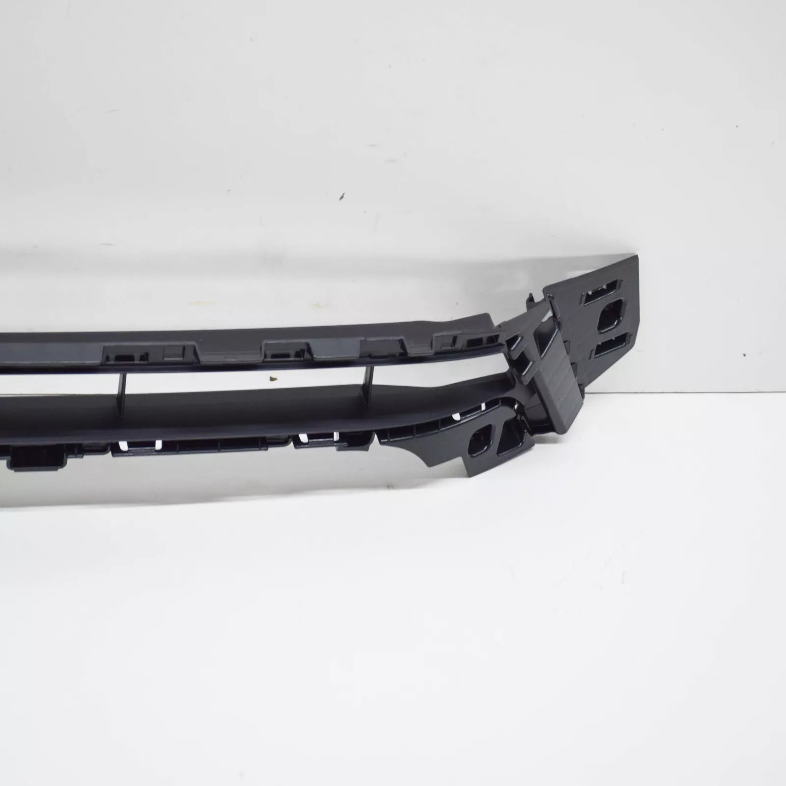 NEW AUDI A1 SPORTBACK GB FRONT BUMPER LOWER GRILLE 82A807683A9B9 ORIGINAL