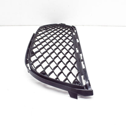 NEW MERCEDES-BENZ C-CLASS W205 FRONT BUMPER RIGHT GRILLE A2058852823 ORIGINAL
