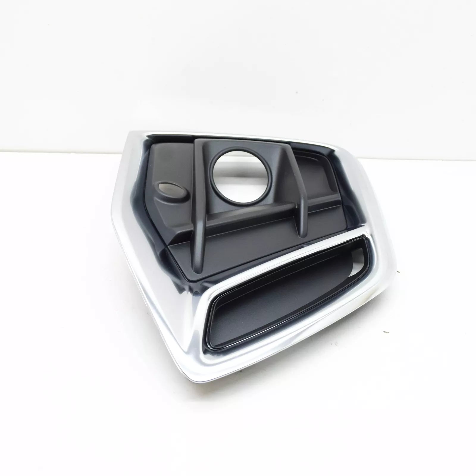 NEW AUDI Q5 FY FRONT BUMPER RIGHT AIR GUIDE GRILLE 80F807680COX