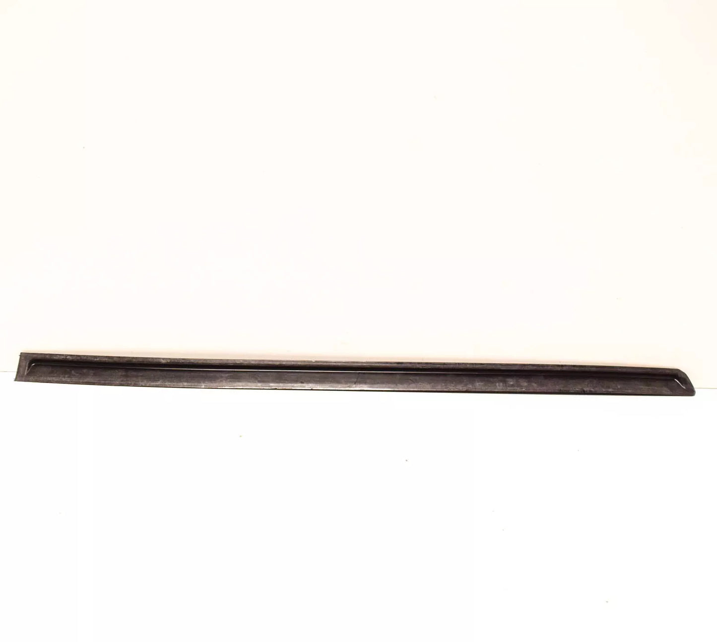 NEW BMW Z3 E36 HARDTOP LEFT WATER DEFLECTOR 54218397669 8397669 ORIGINAL