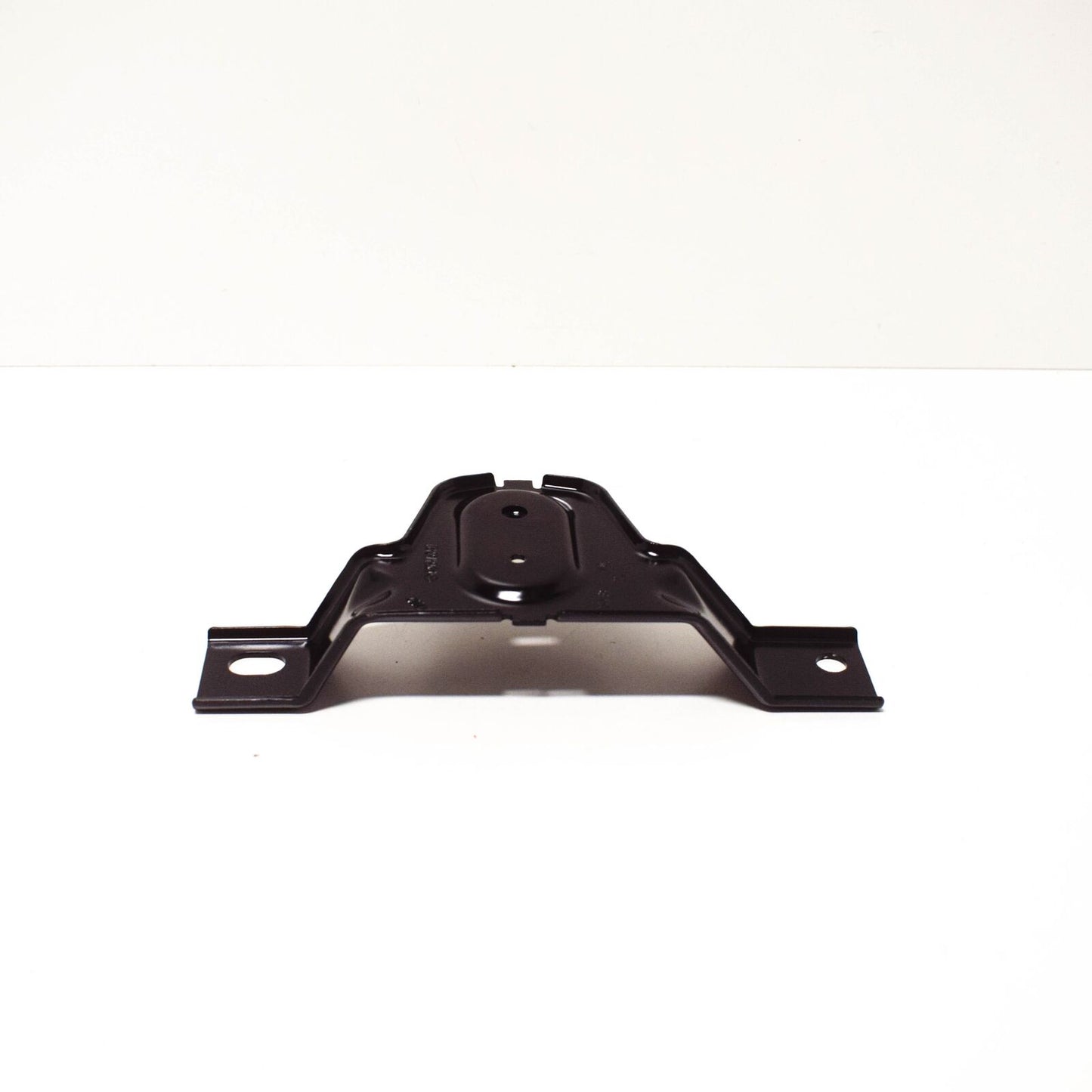 NEW MERCEDES BENZ C W205 FUEL SYSTEM AD BLUE TANK BRACKET A2054750427 ORIGINAL