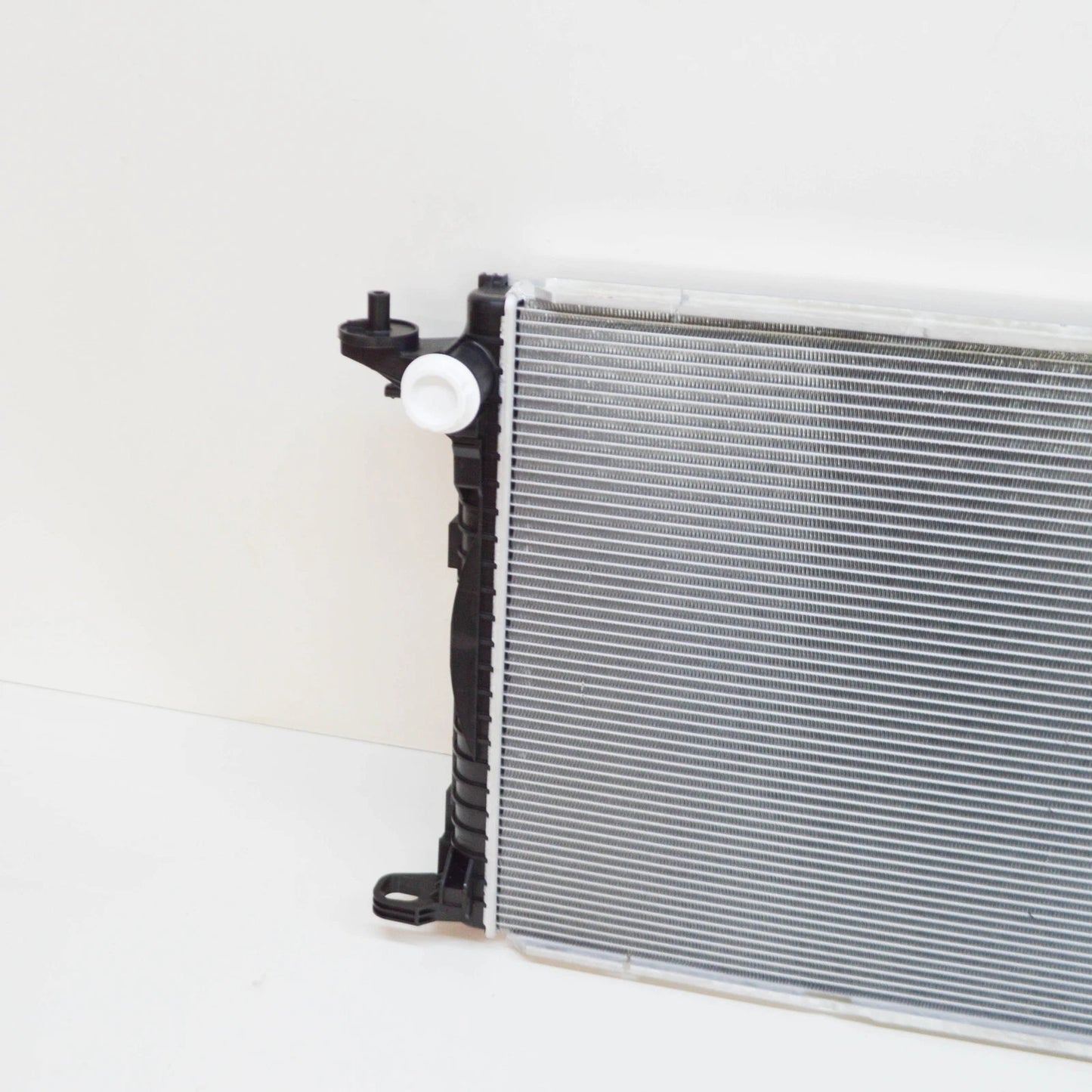 NEW AUDI S4 B9 COOLING RADIATOR 8W0121251H ORIGINAL