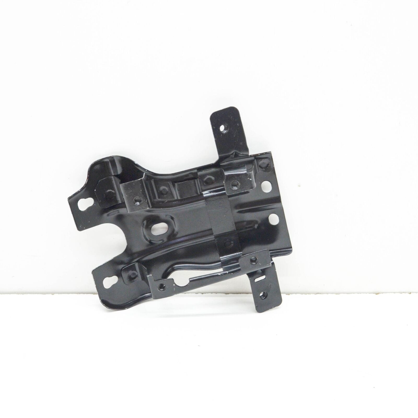 NEW VOLKSWAGEN GOLF ALLTRACK 5G SUPPORT LOCK CARRIER 5G0805567F ORIGINAL