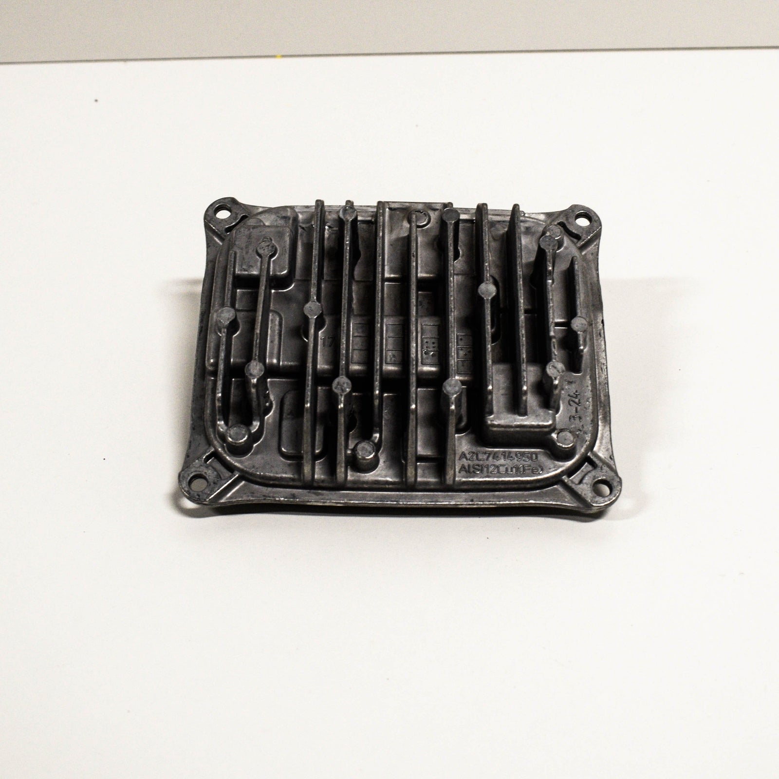 NEW MB C W205 LED LEFT HEADLIGHT MODULE CONTROL UNIT A2059004230 ORIGINAL