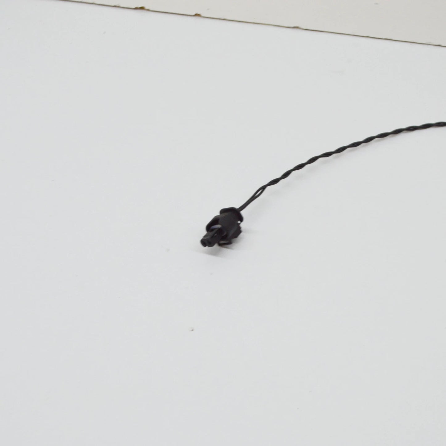 NEW BMW X6 F16 REAR SMART OPERER BOTTOM SENSOR LEAD 61357391043 ORIGINAL