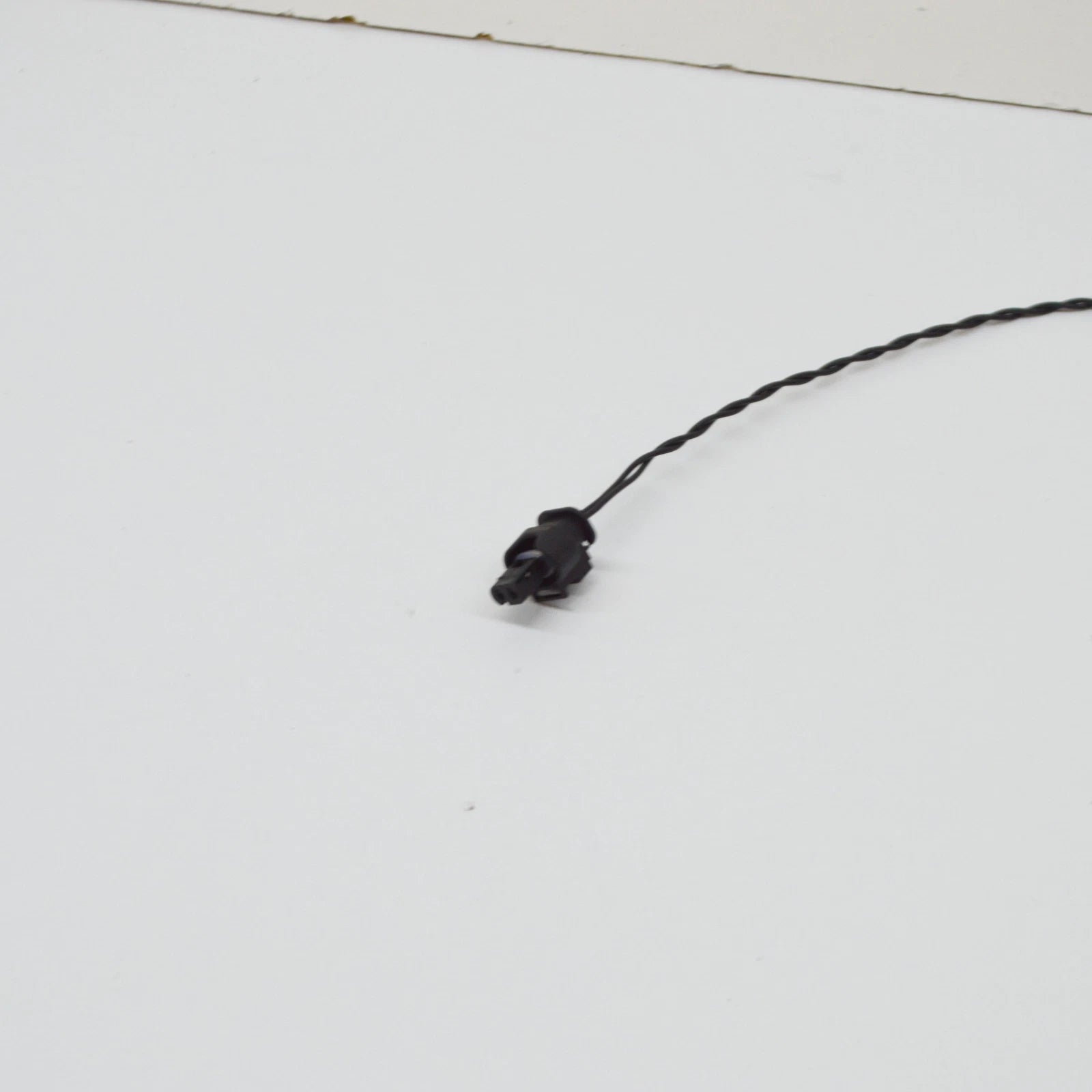 NEW BMW X6 F16 REAR SMART OPERER BOTTOM SENSOR LEAD 61357391043 ORIGINAL