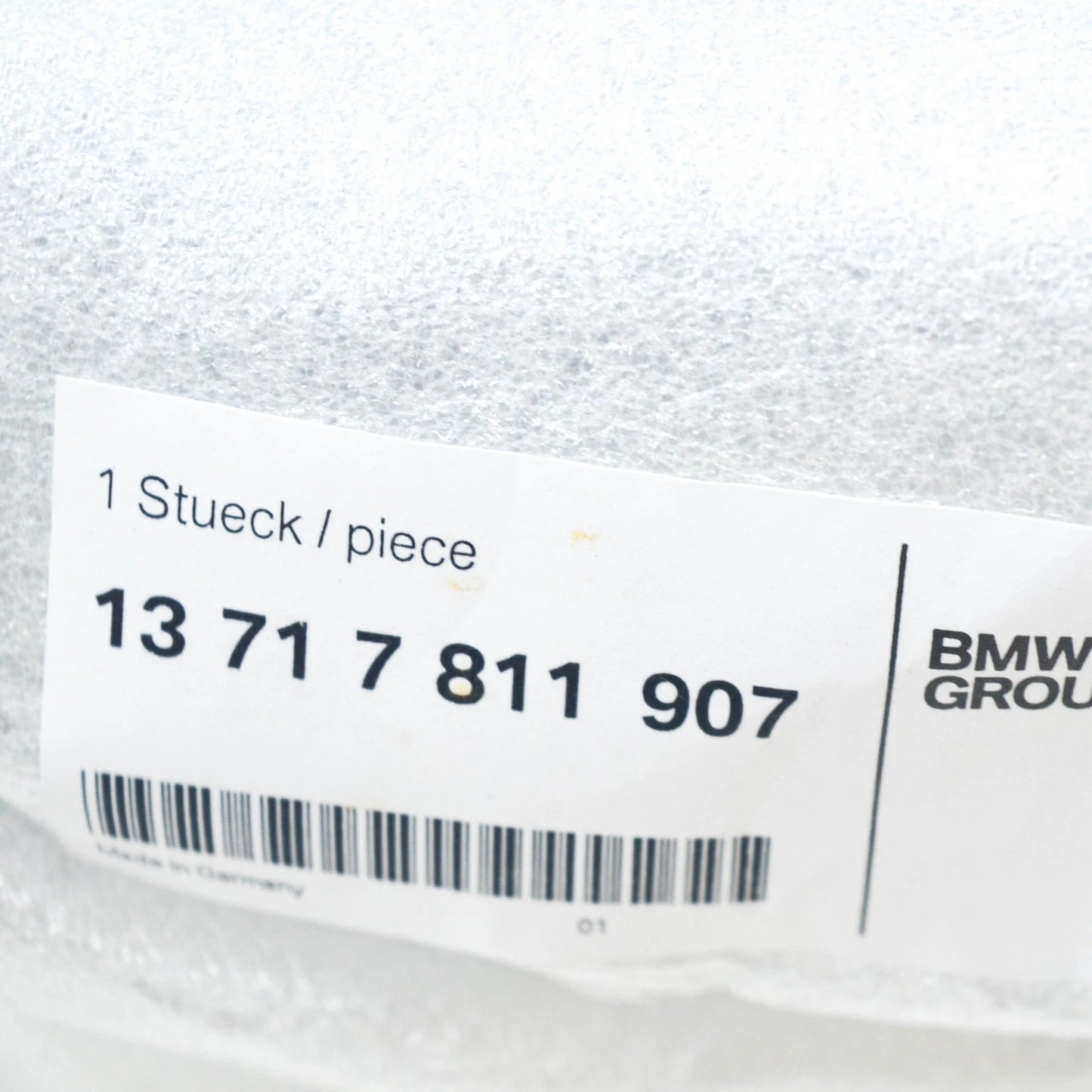 NEW BMW 1 CABRIO E88 AIR MASS METER INTAKE BOX AIR DUCT 13717811907 ORIGINAL