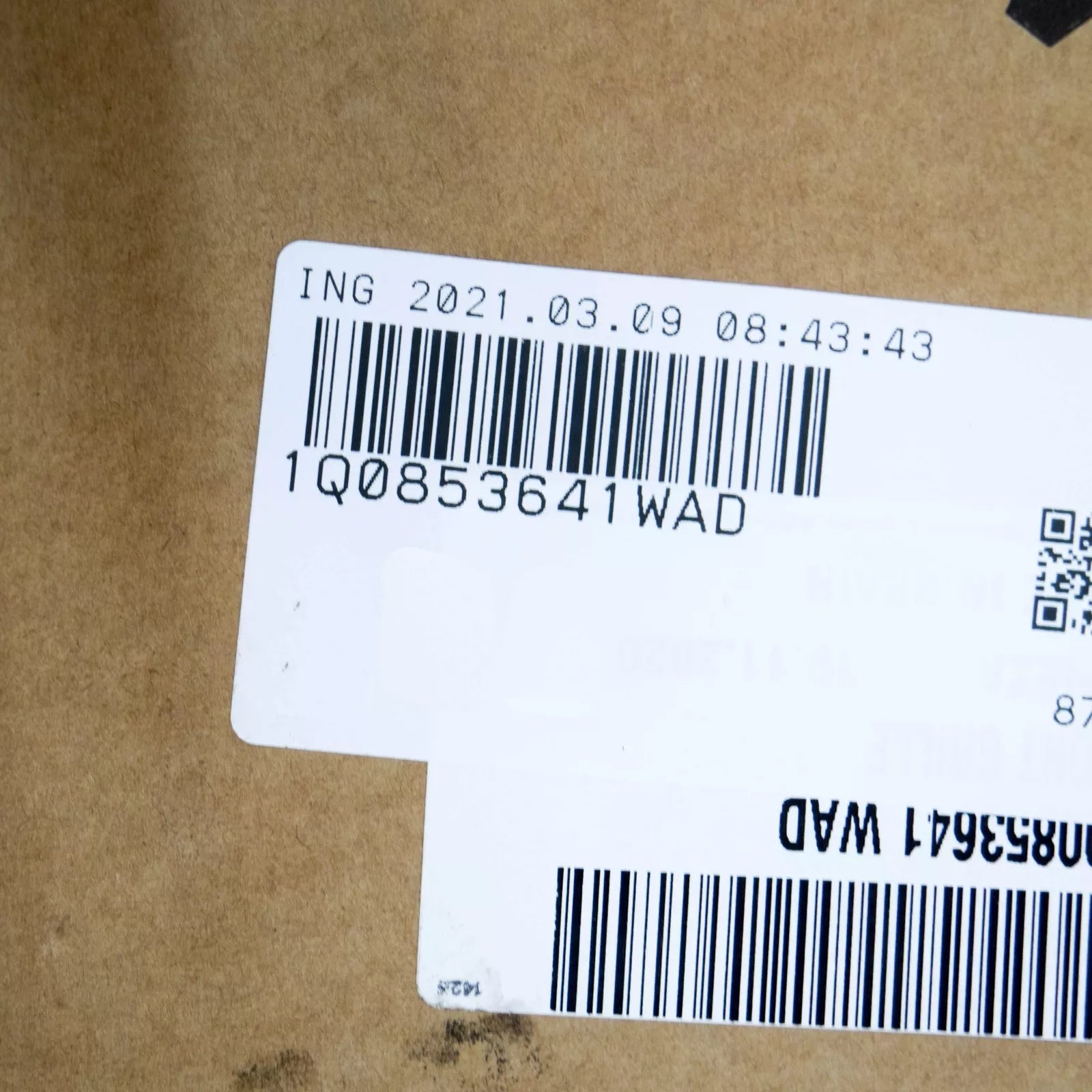 NEW VOLKSWAGEN EOS FRONT RADIATOR GRILLE 1Q0853641WAD