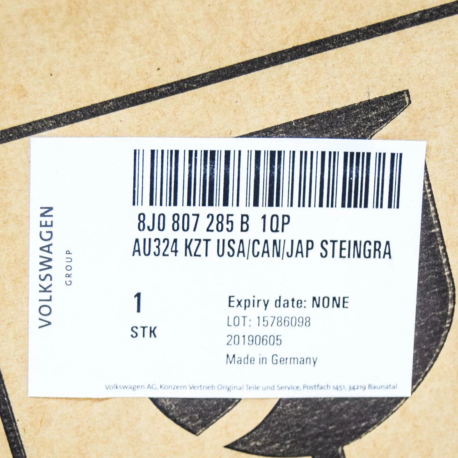 NEW AUDI TT 8J FRONT LICENCE PLATE HOLDER 8J0807285B1QP