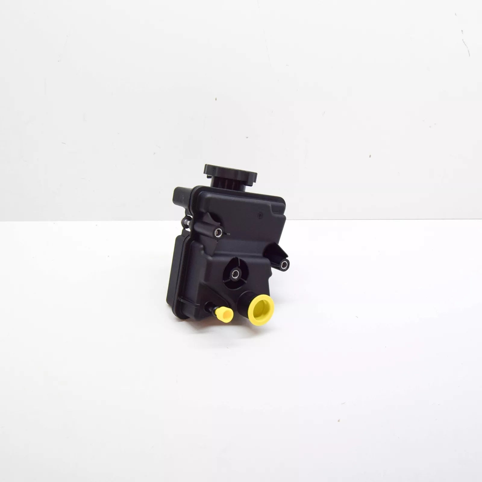 NEW MERCEDES-BENZ VITO W639 POWER STEERING TANK A0004602483 ORIGINAL