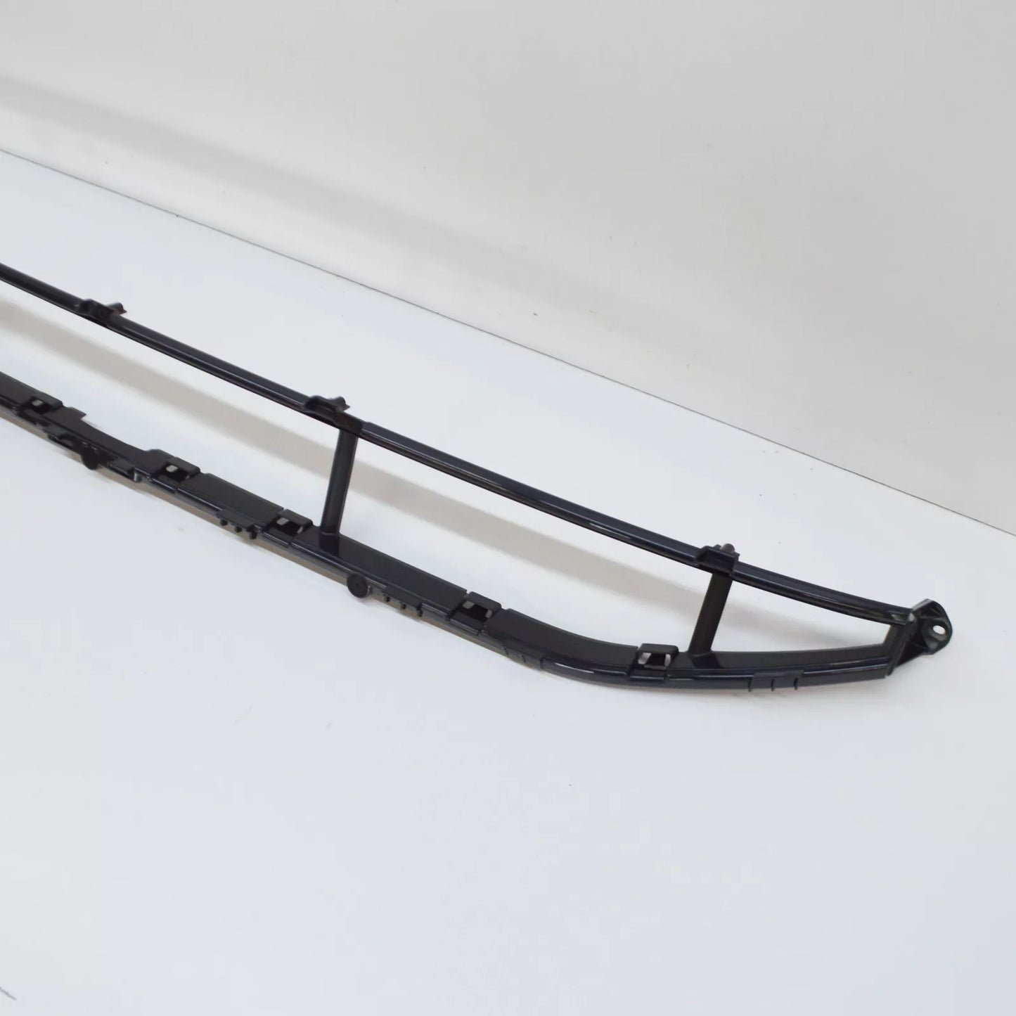 NEW AUDI E-TRON SPORTBACK GEA FRONT BUMPER CENTER LOWER GRILLE 4KE8076479B9