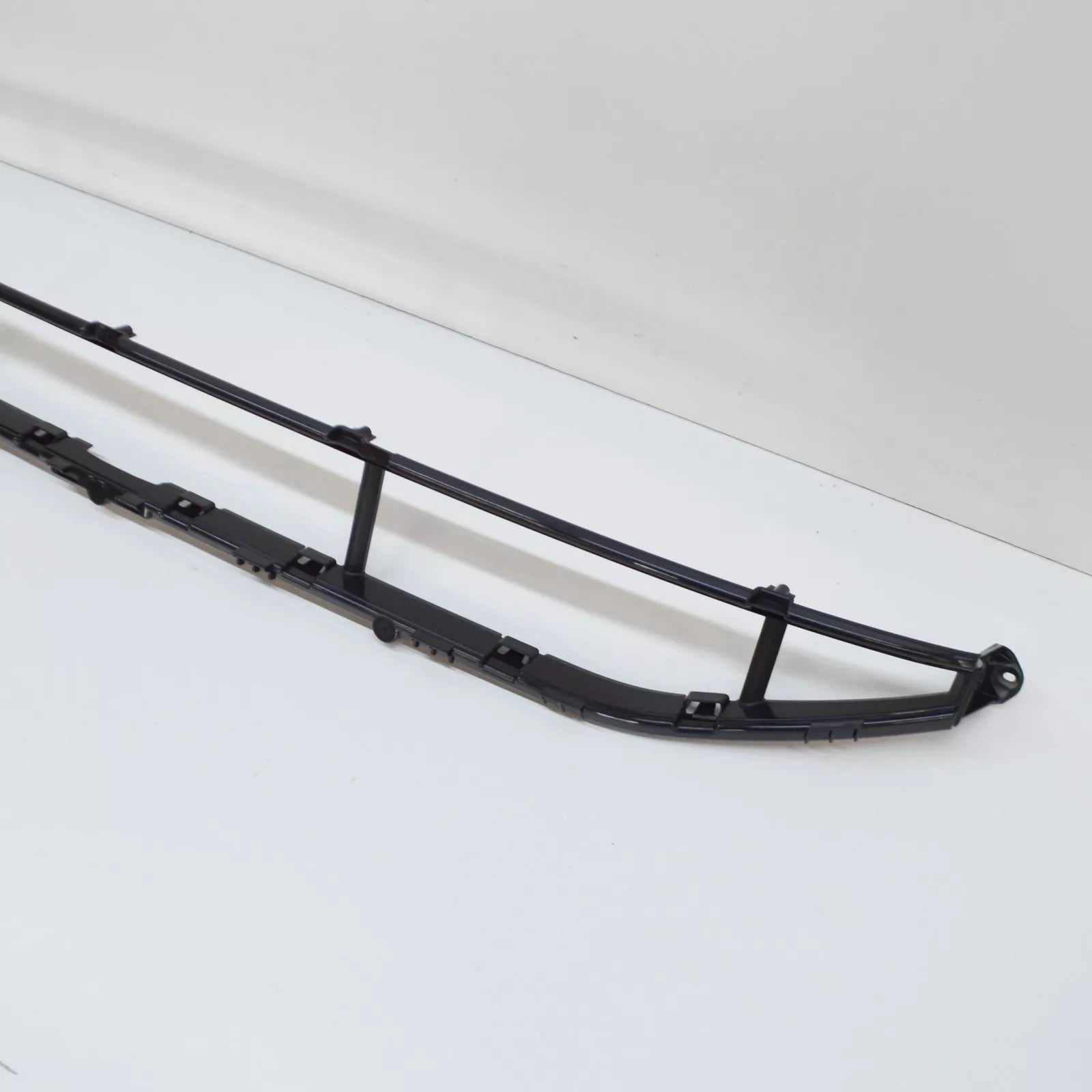 NEW AUDI E-TRON SPORTBACK GEA FRONT BUMPER CENTER LOWER GRILLE 4KE8076479B9