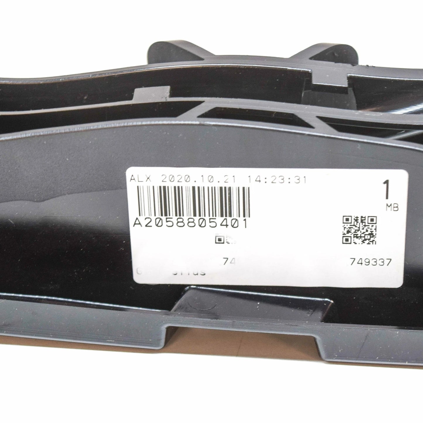 NEW MERCEDES-BENZ C W205 REAR RIGHT BUMPER BRACKET A2058805401 ORIGINAL