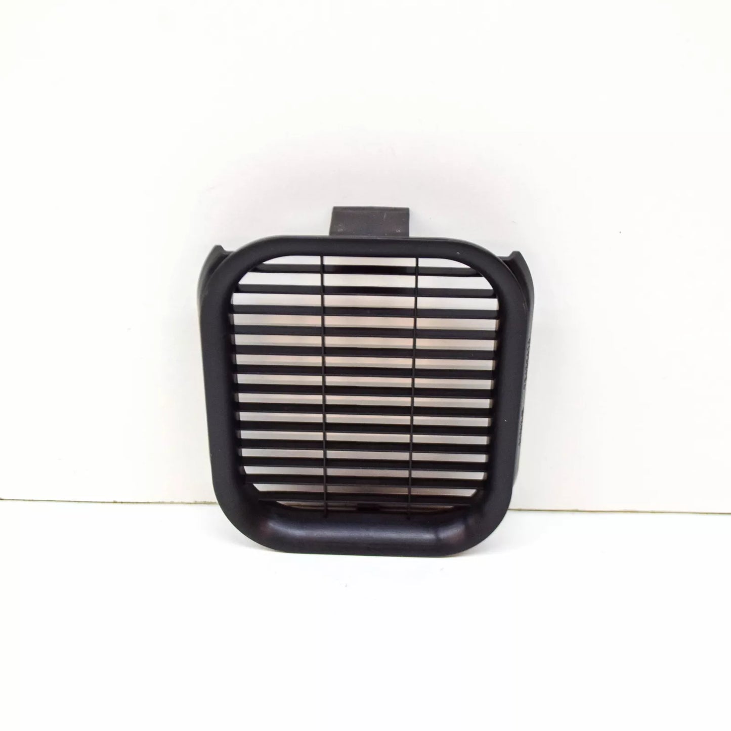 NEW BMW X5 G05 ENGINE AIR INTAKE HOSE DUCT GRILLE 13718662933 ORIGINAL