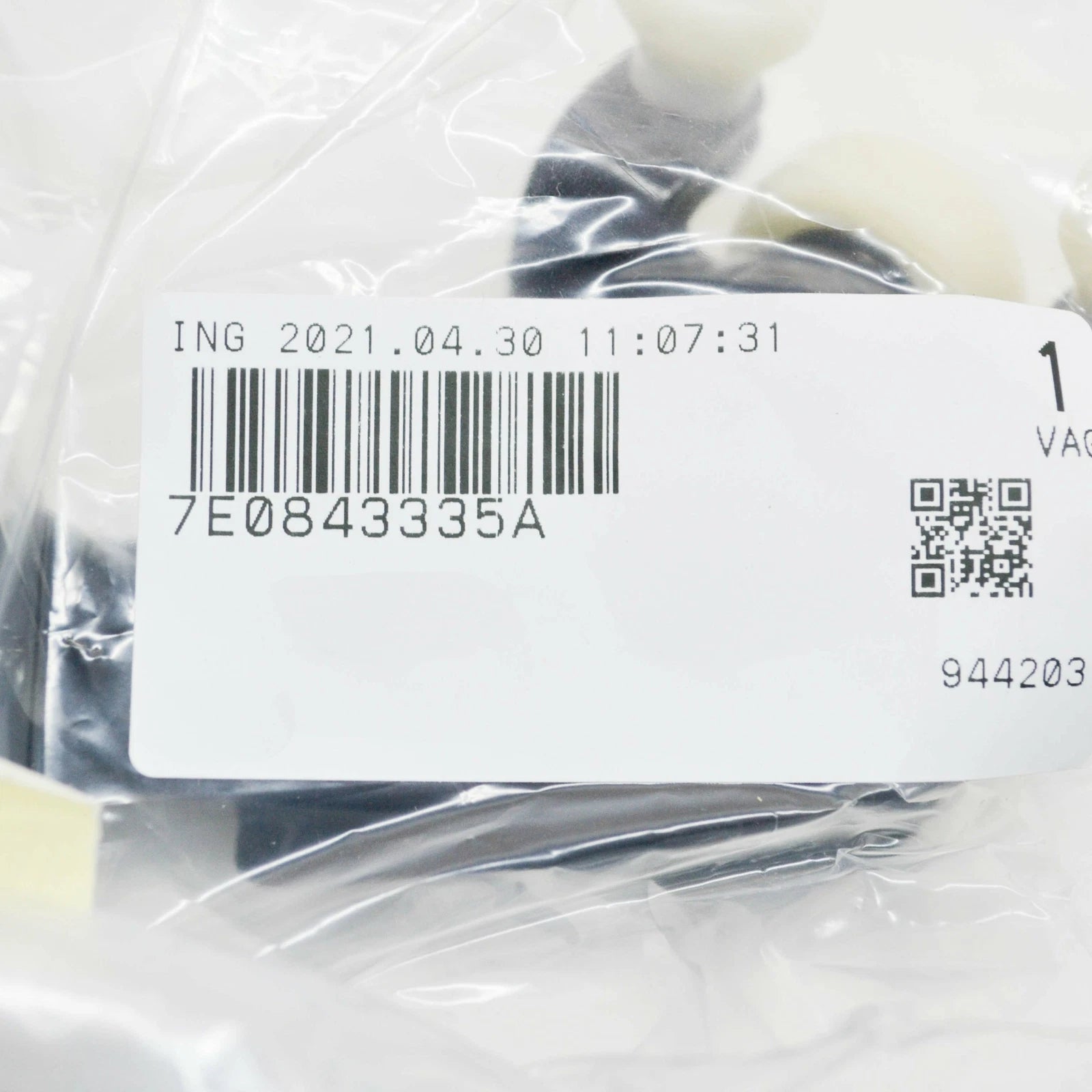 NEW VOLKSWAGEN TRANSPORTER T5 SLIDING DOOR LEFT HINGE 7E0843335A