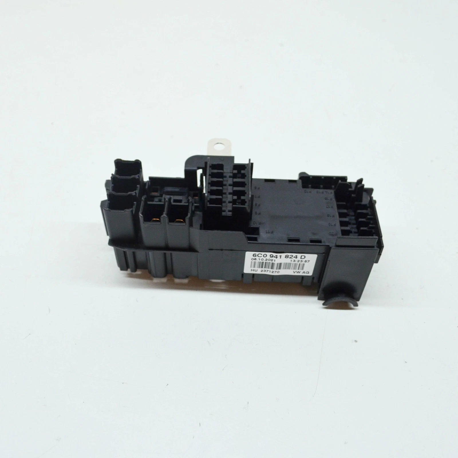 NEW AUDI A1 SPORTBACK GB FUSE BOX HOLDER 6C0941824D