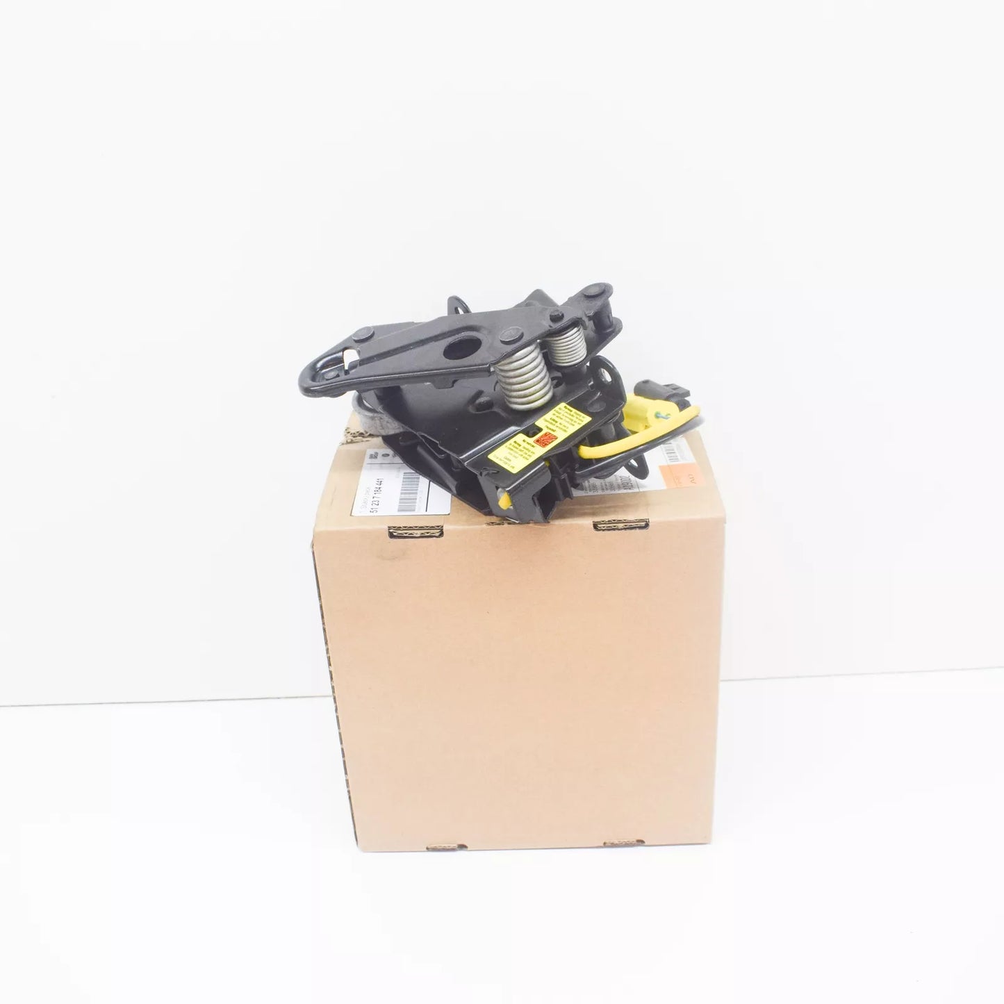 NEW BMW 5 F10 ENGINE BONNET ACTIVE LEFT LOCK 51237184441 7184441 ORIGINAL