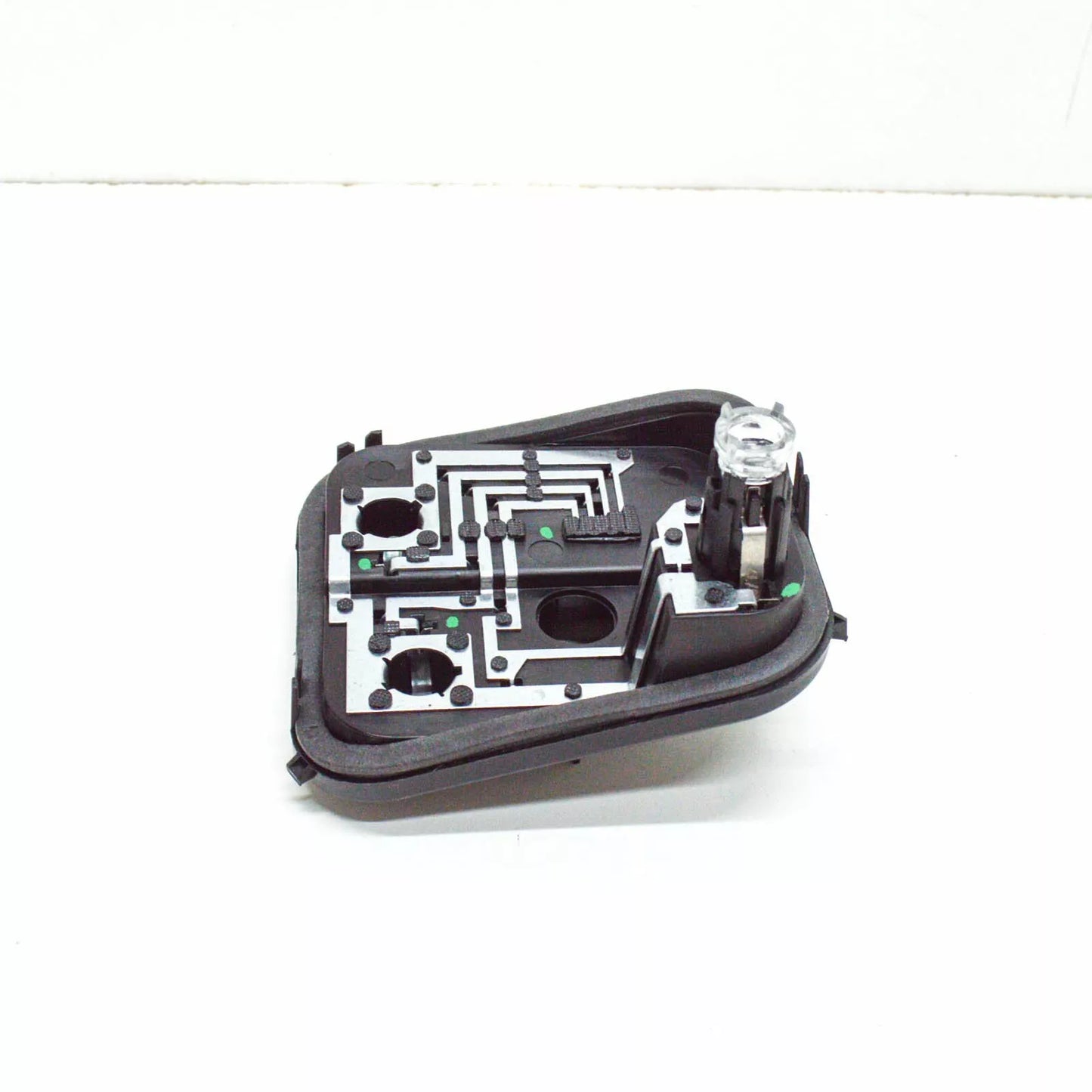 NEW VOLKSWAGEN PASSAT B7 REAR LEFT TAILLIGHT BULB HOLDER 3AE945257 2013