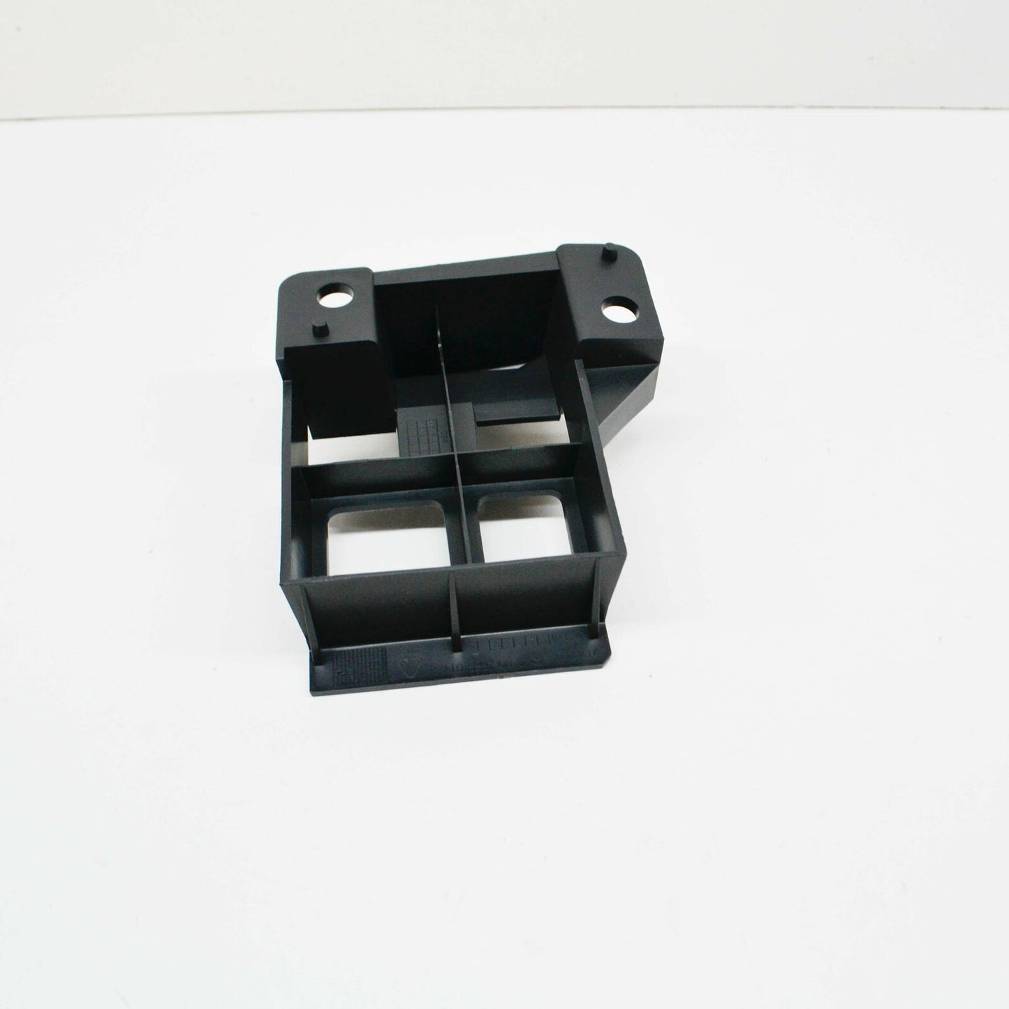 NEW VOLKSWAGEN CRAFTER MK1 2F FRONT BUMPER LEFT GUIDE 2E0807177 ORIGINAL