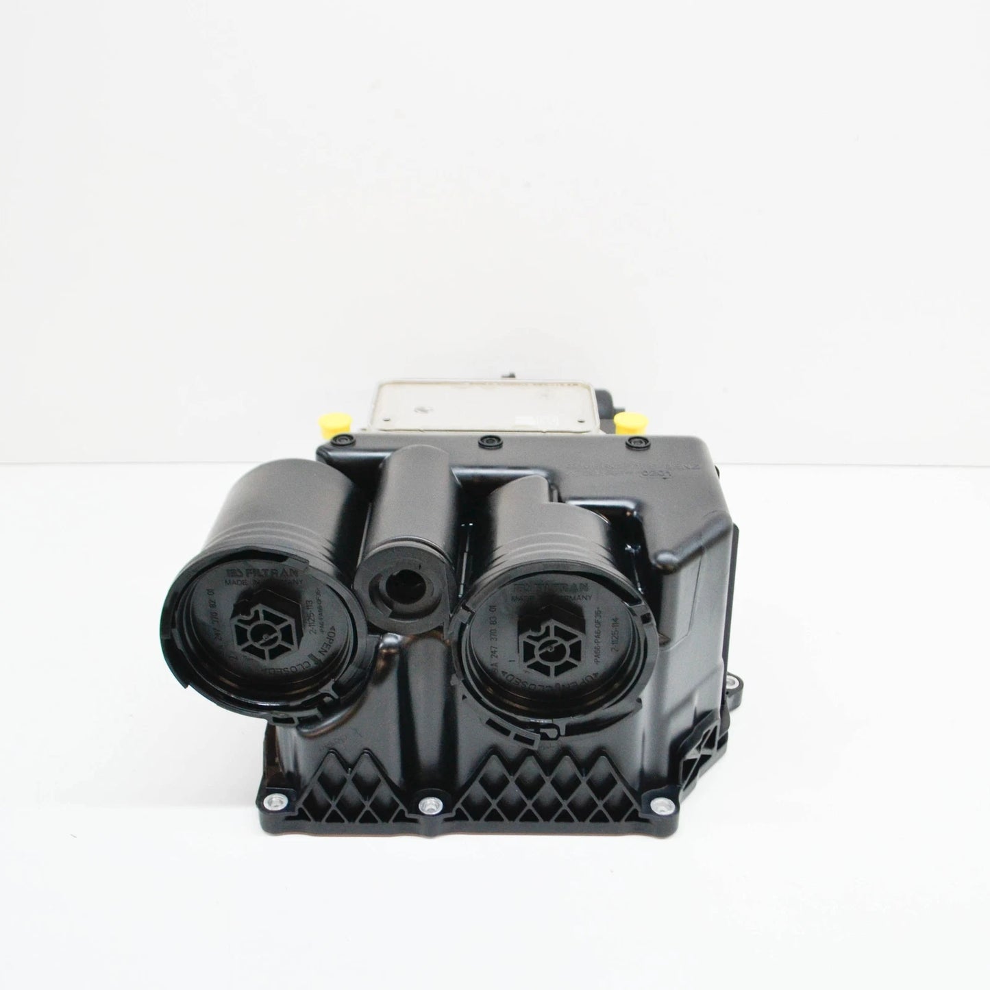 NEW MERCEDES-BENZ GLB X247 OIL PAN A2473710201 ORIGINAL