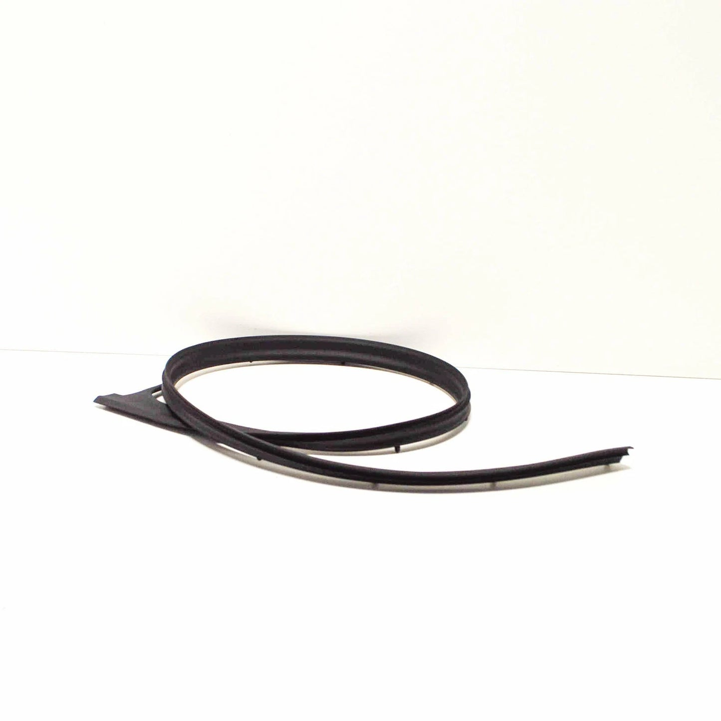 NEW VOLKSWAGEN AMAROK MK1 RIGHT UPPER OUTER DOOR SEAL 2H6837762B9B9