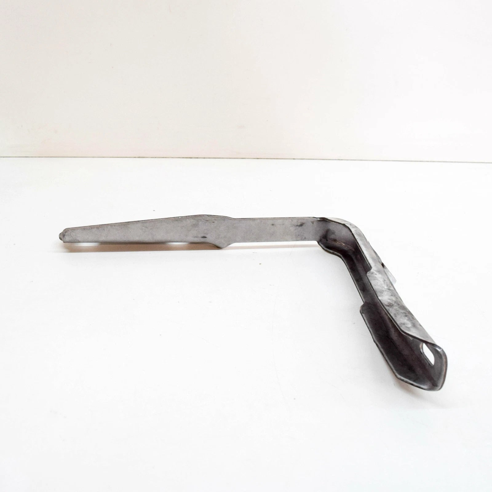 NEW MERCEDES-BENZ SPRINTER 906 EXHAUST SYSTEM BRACKET A9064922041 ORIGINAL