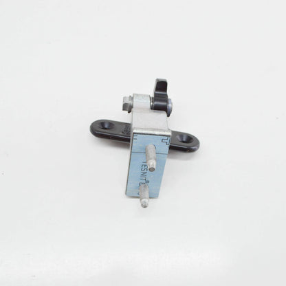 NEW MERCEDES-BENZ E C238 FRONT RIGHT DOOR TOP HINGE A2057201637 ORIGINAL