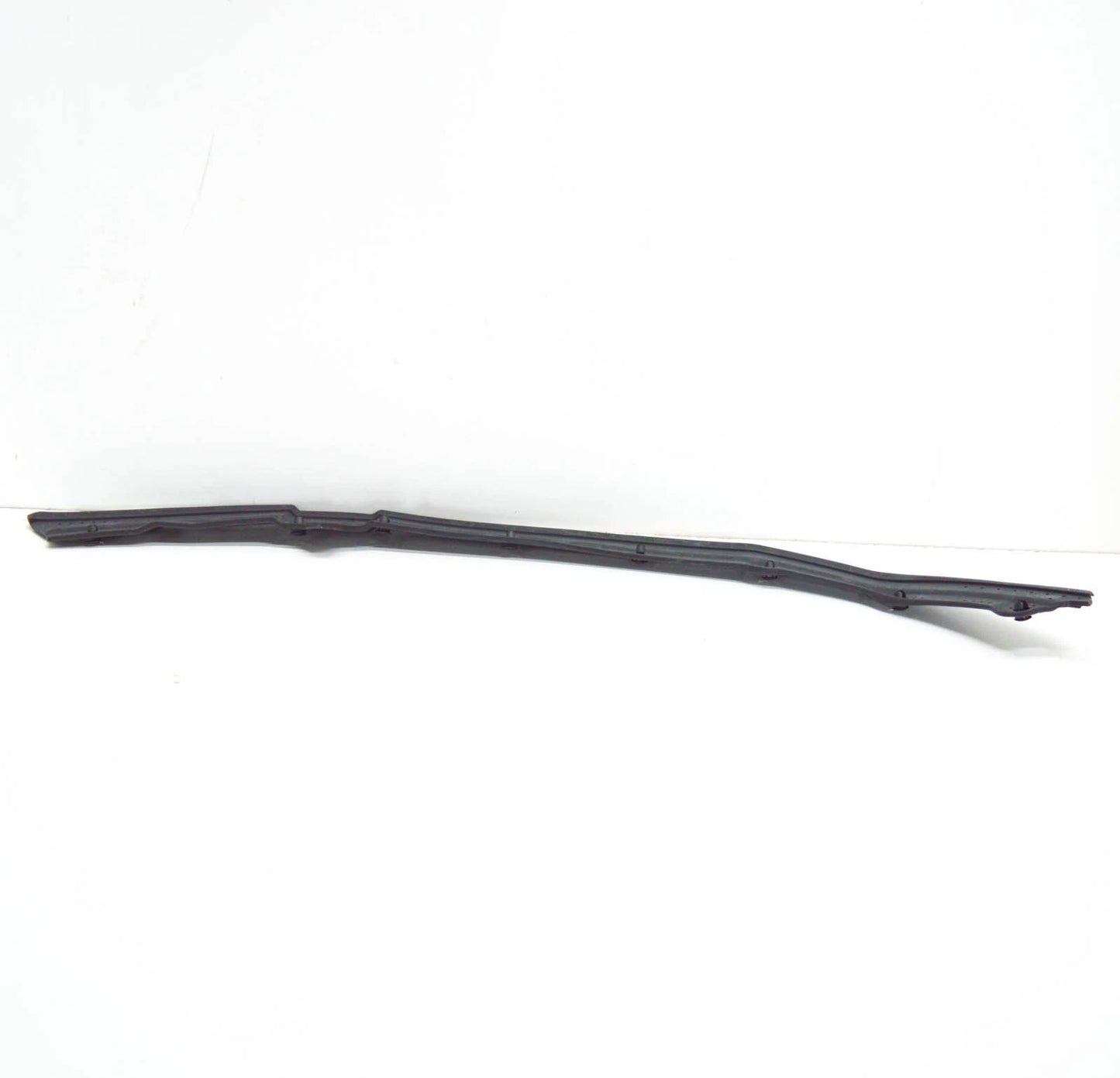 NEW MB C-CLASS W203 FRONT DOOR WEATHERSTRIP SEAL LEFT A2037201978 ORIGINAL