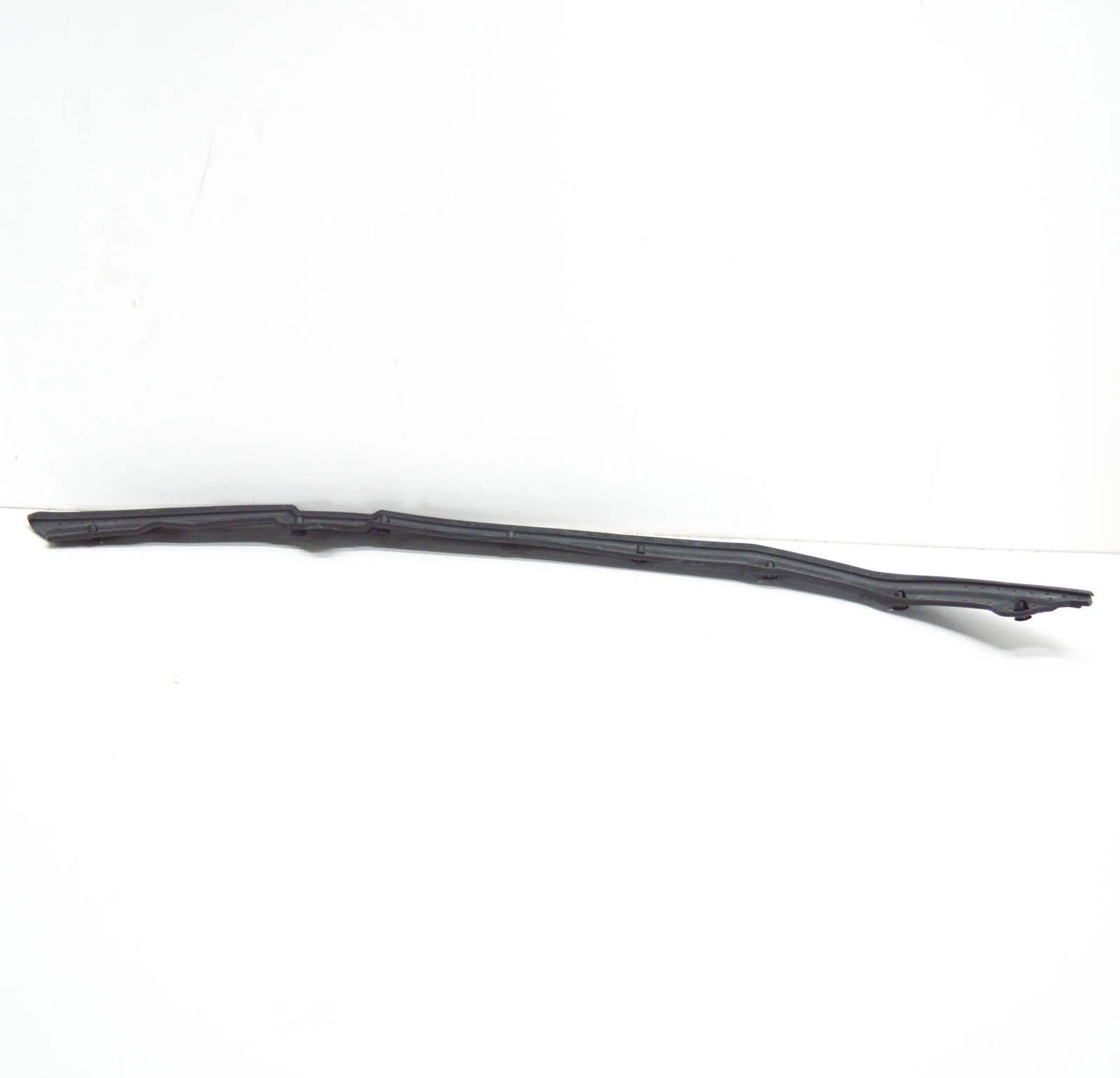 NEW MB C-CLASS W203 FRONT DOOR WEATHERSTRIP SEAL LEFT A2037201978 ORIGINAL