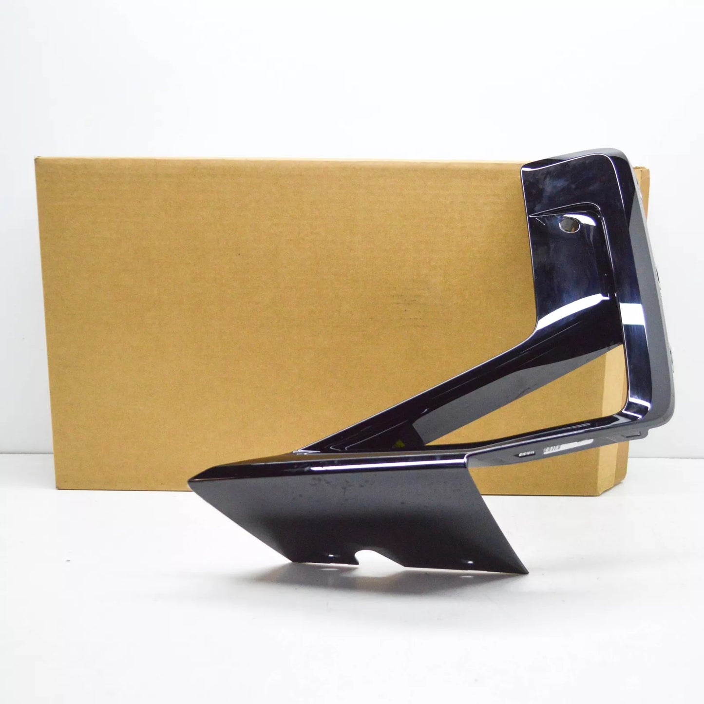 NEW BMW X3 M F97 FRONT LEFT AIR DUCT TRIM 51115A38AE7 ORIGINAL