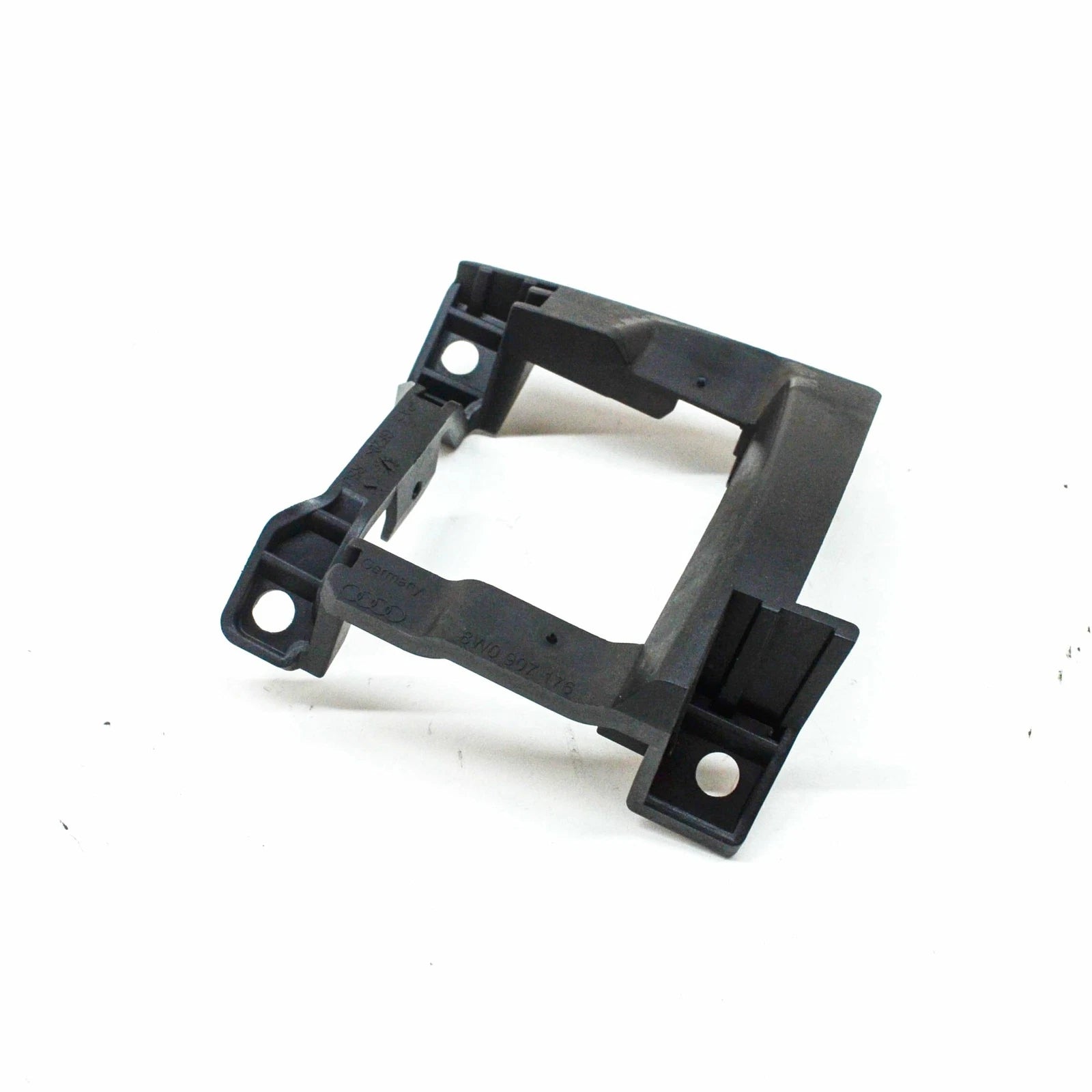 NEW AUDI A4 B9 BLIND SPOT DETECTION WARNING SENSOR BRACKET RIGHT 8W0907176