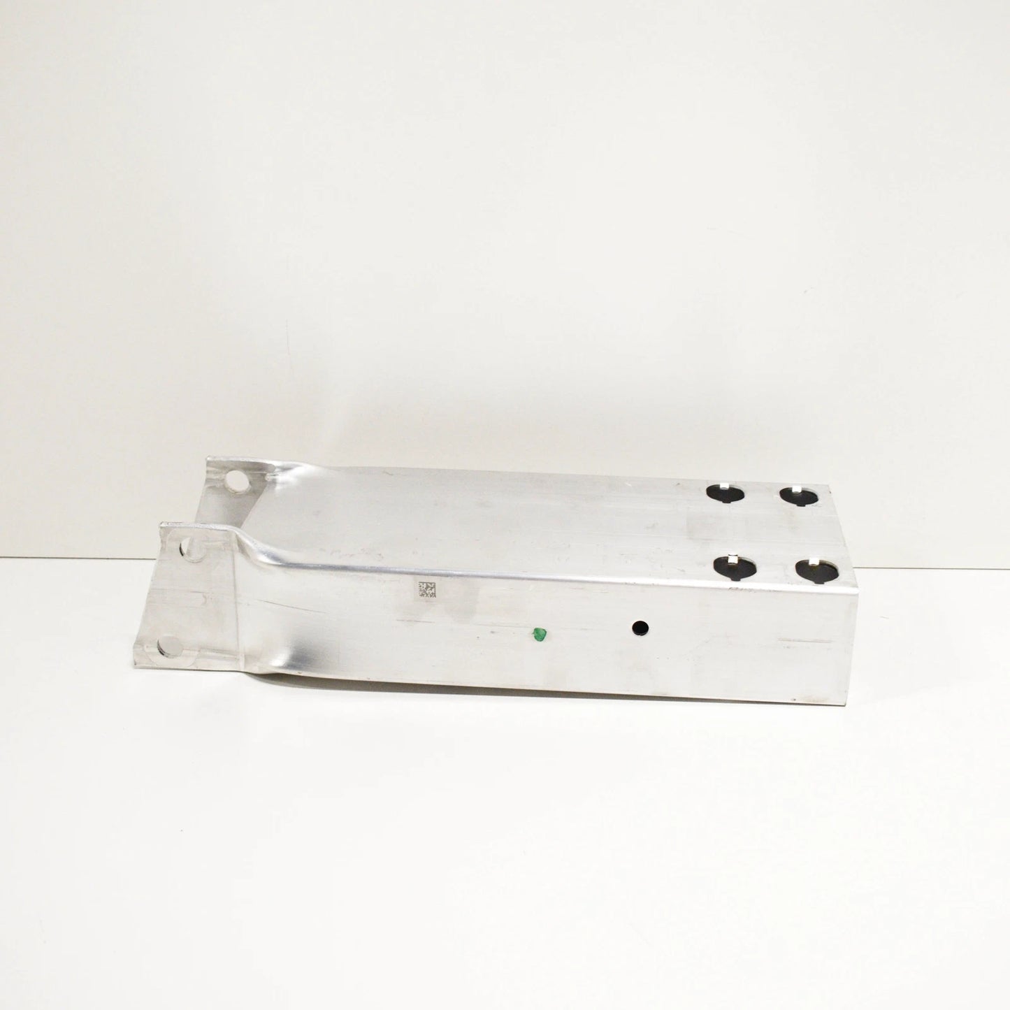 NEW MB E W212 FRONT RIGHT REINFORCEMENT BRACKET BAR IMPACT A2136201600 ORIGINAL