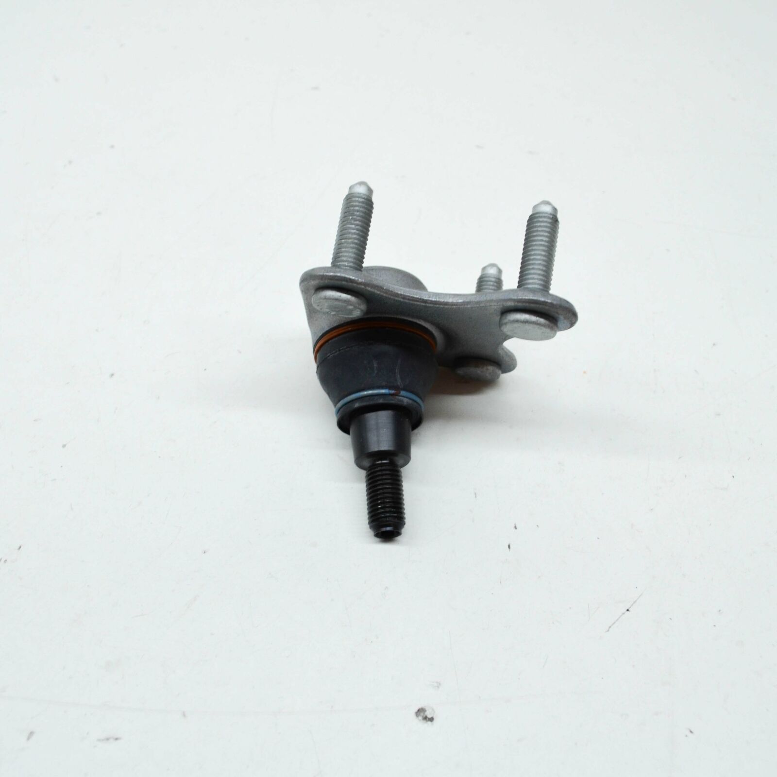 new volkswagen id.4 front axle lower suspension ball joint 1ea407365a original