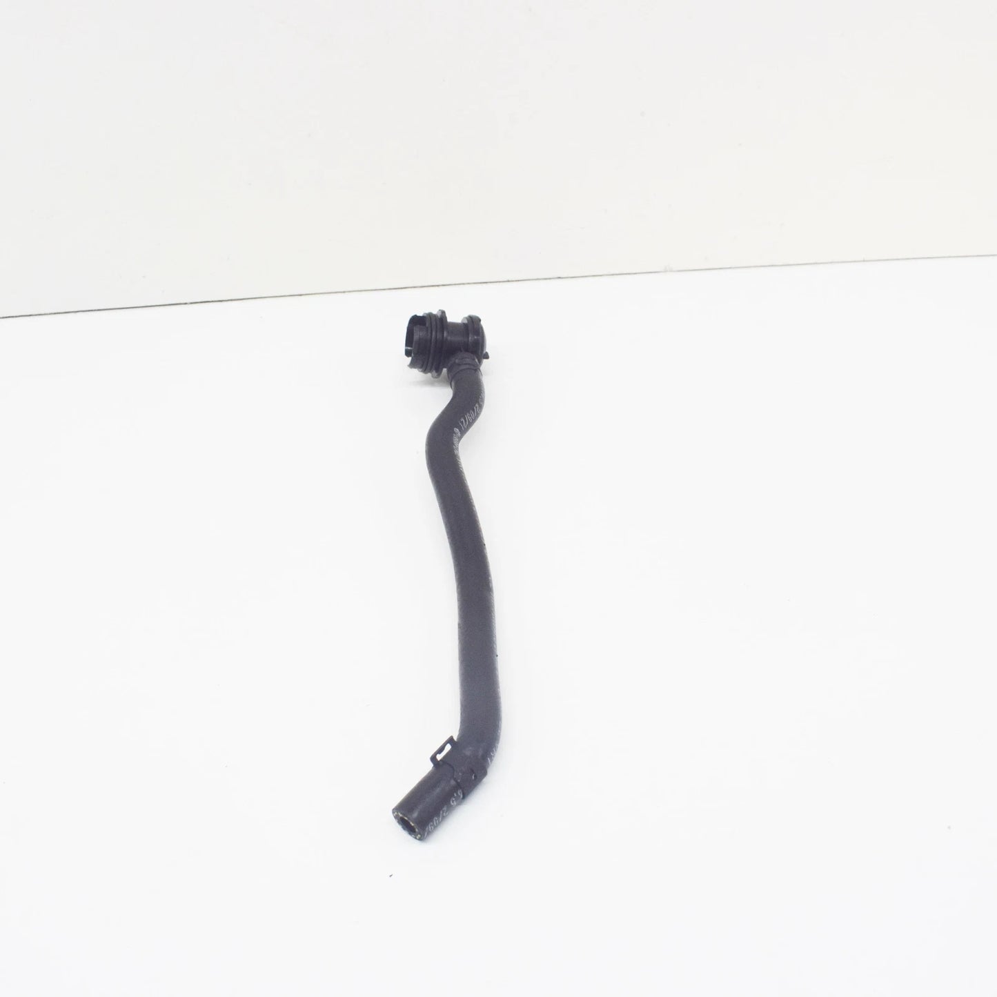 NEW AUDI TT 8J9 CHARCOAL CANISTER BREATHER PIPE VALVE 8J0201160C