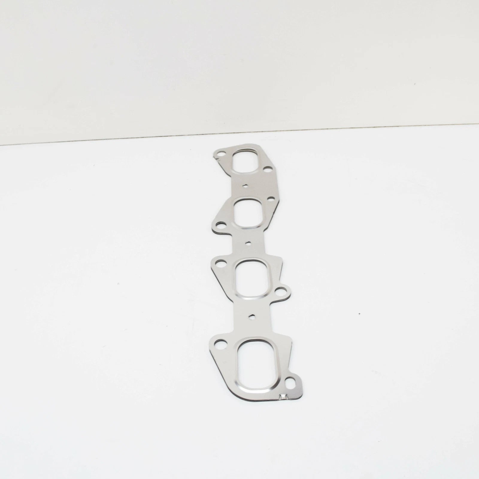 NEW MERCEDES-BENZ E W212 EXHAUST MANIFOLD GASKET A6511421880 ORIGINAL